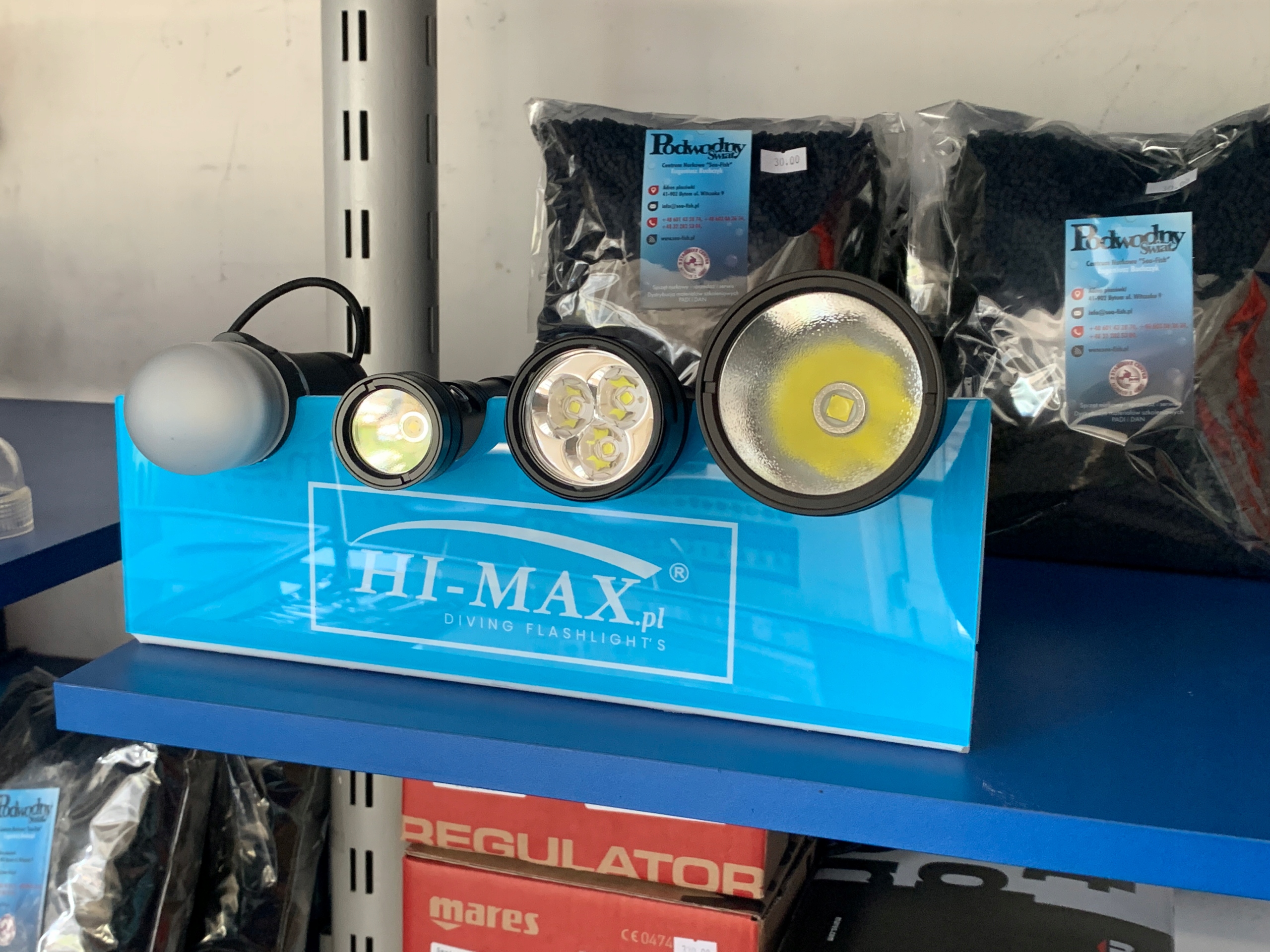 Latarka nurkowa H-17 z akumulatorem i ładowarką Kod producenta Sea-Fish