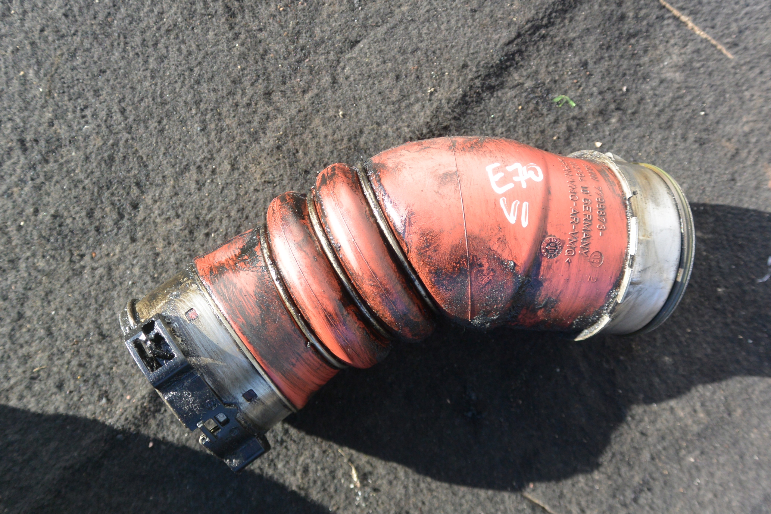 SCHLAUCH TURBO INTERCOOLER 3.0D M57 BMW X5 X6 E70 E71
