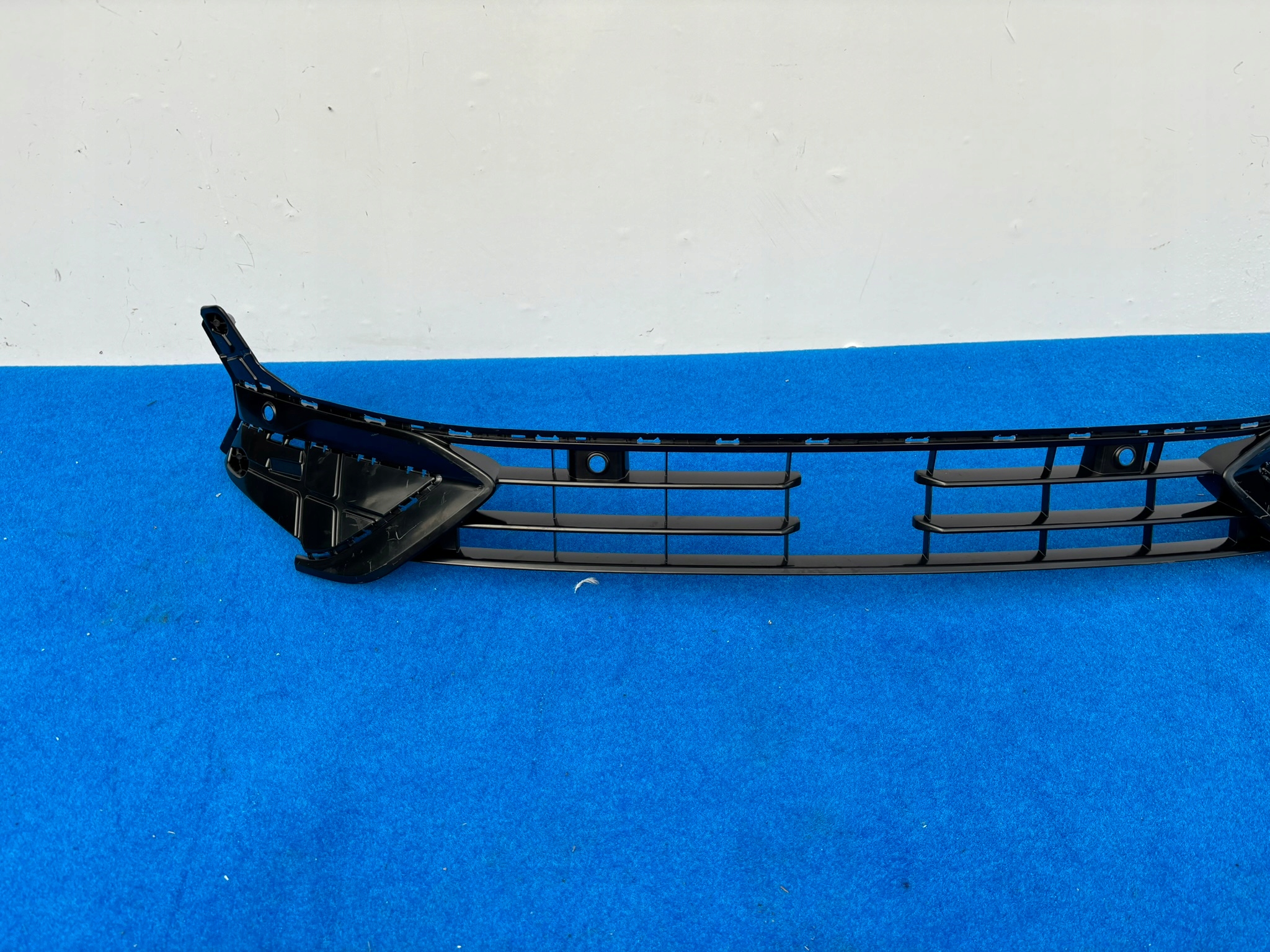 VW ID.7 ID7 14A LÜFTUNGSGITTER DER STOSSSTANGE MITTE ORIGINAL AERO 14A853677 E312DOK