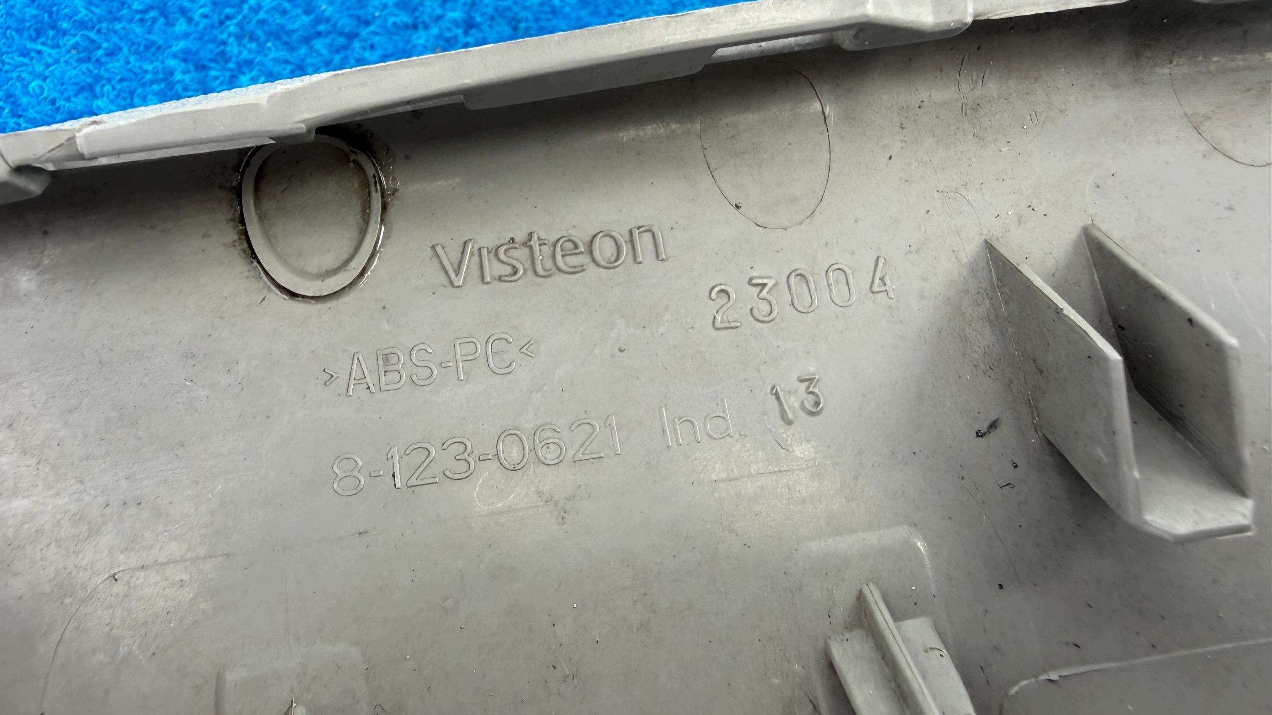 CITROEN C5 X7 2008R+ TUNEL central frame 8-123-0621 KP12/99AC