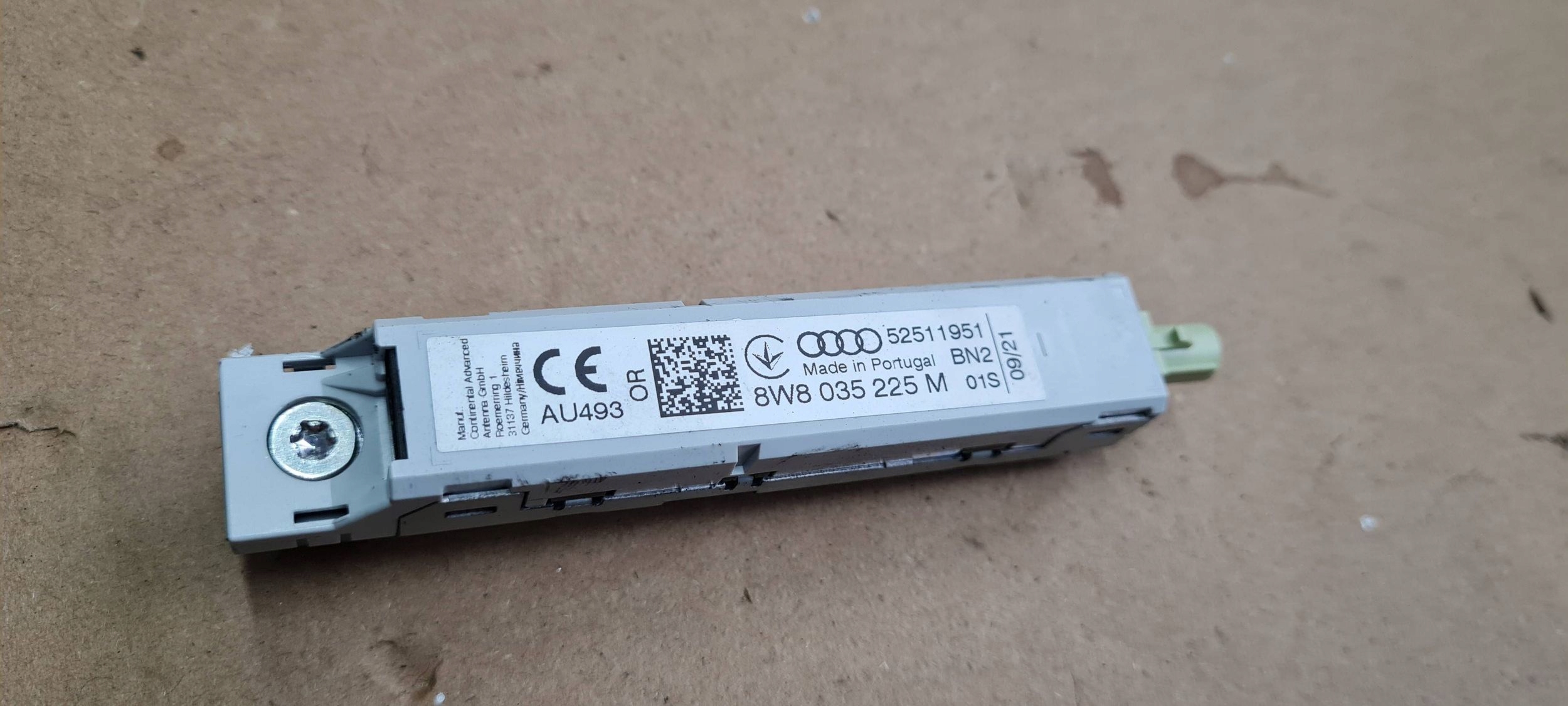 A5 8W LIFT S5 amplifier ANTENY module 8W8035225M