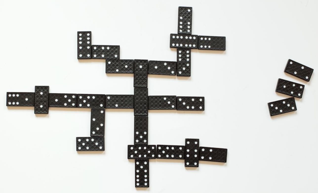 DOMINO DREWNIANE UKŁADANKA ZABAWA DLA DZIECI W PUDEŁKU 28 ELEMENTÓW Typ Dodatek