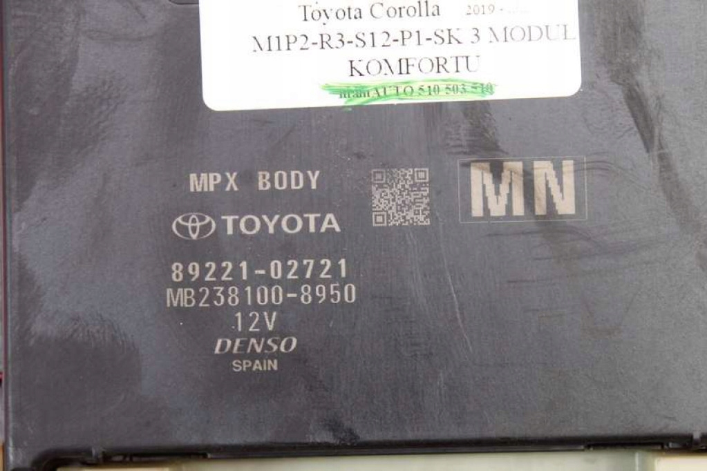 Unité commande confort 89221-02721 TOYOTA COROLLA E21 1.8 HYBRID 98 KM 19