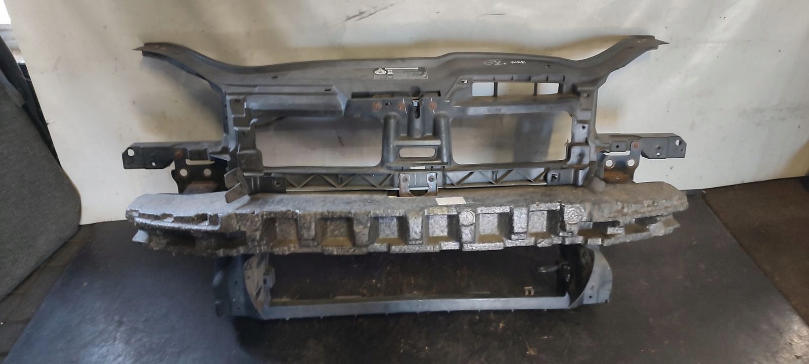 support panel for radiators pillar iron VW Golf V kombi