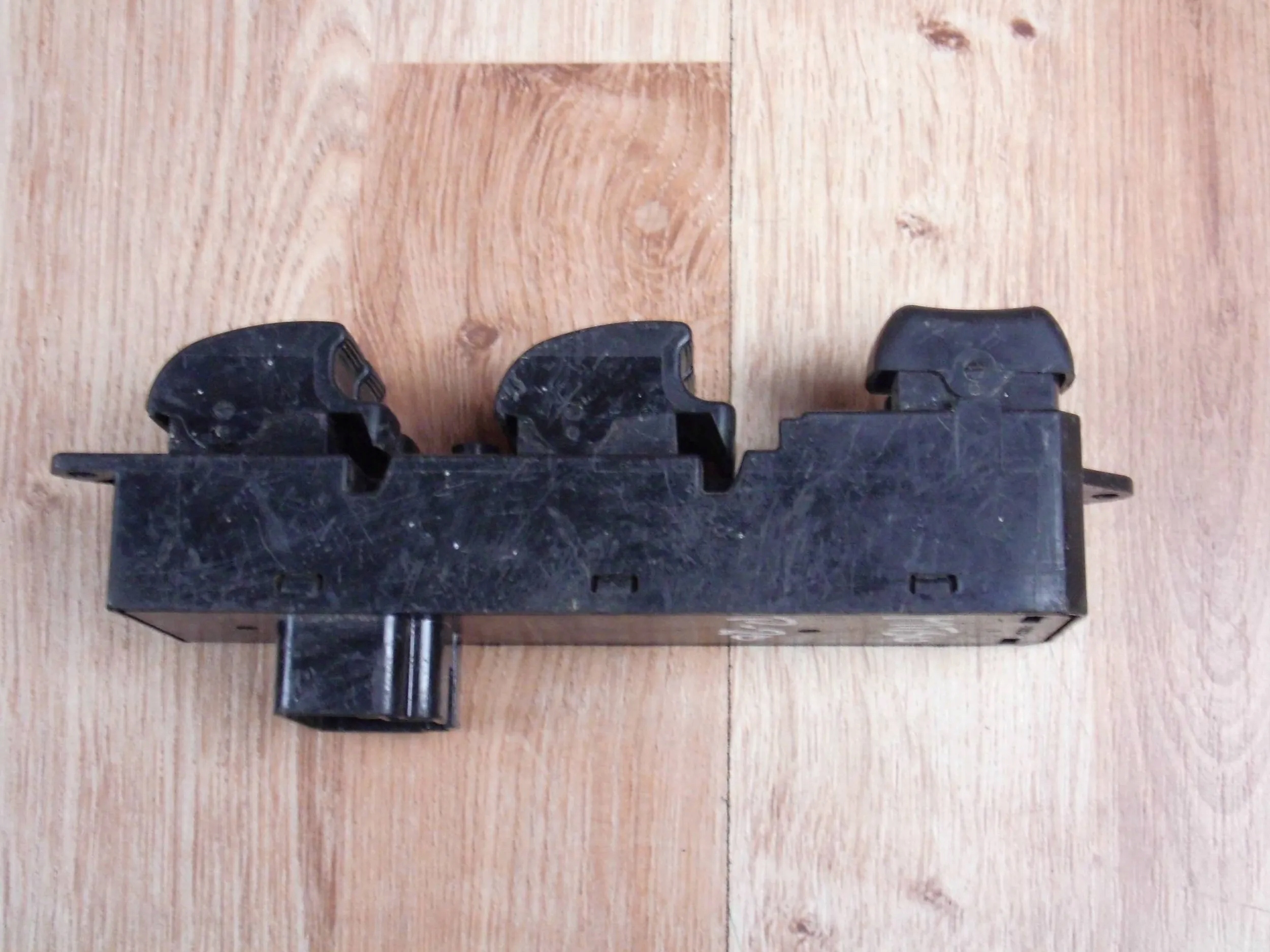 Mitsubishi Lancer VIII X window control switch left