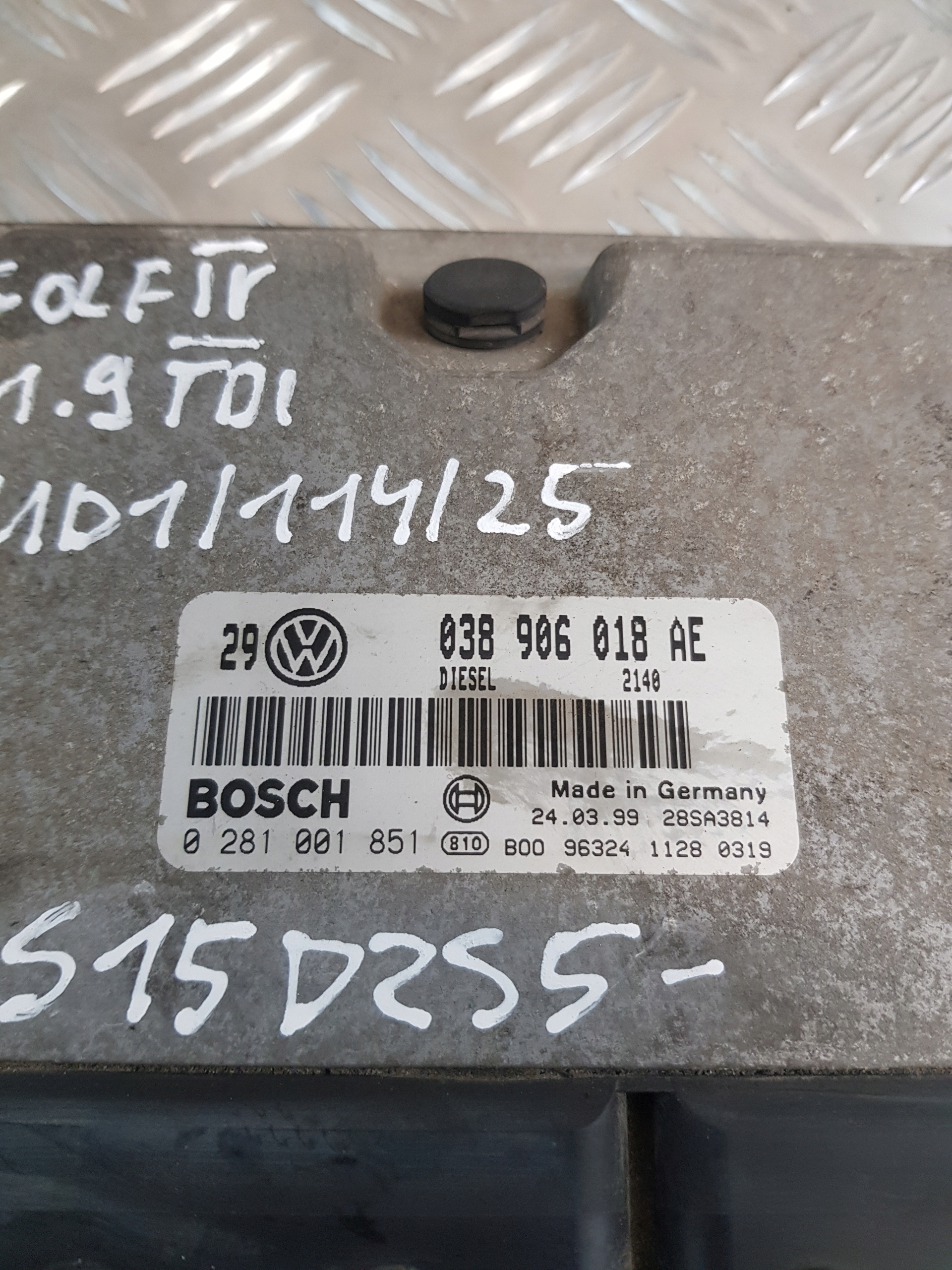 VW GOLF IV 1.9 TDI control unit of the engine 038906018AE