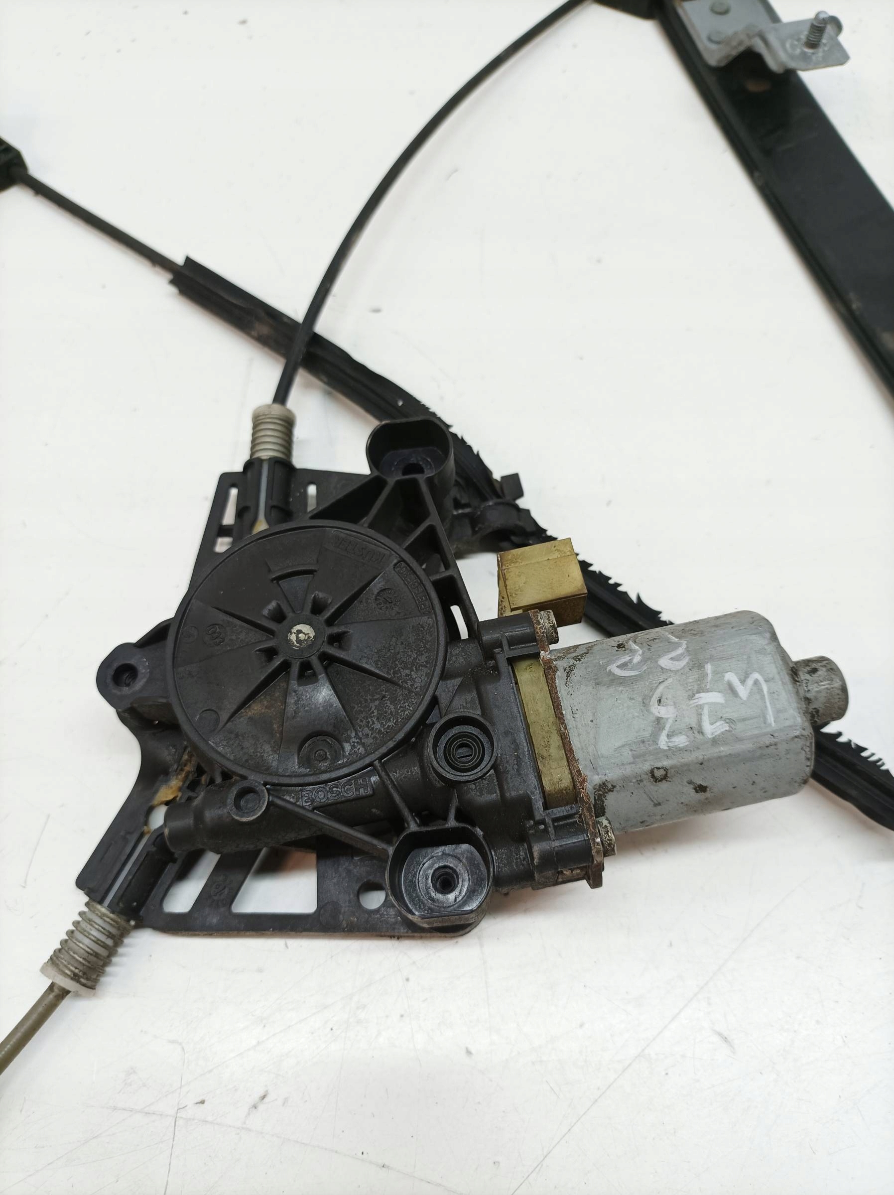 mechanism windows right front 81A837462 Audi Q2 and (2016- )