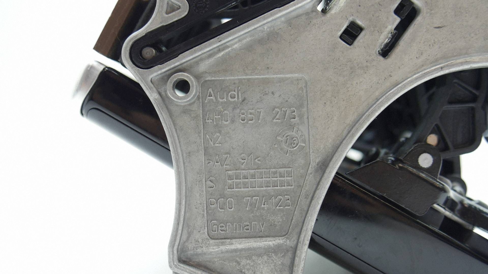 Bildschirm der Navigation NAVI AUDI A8 D4 4H 4H0857273