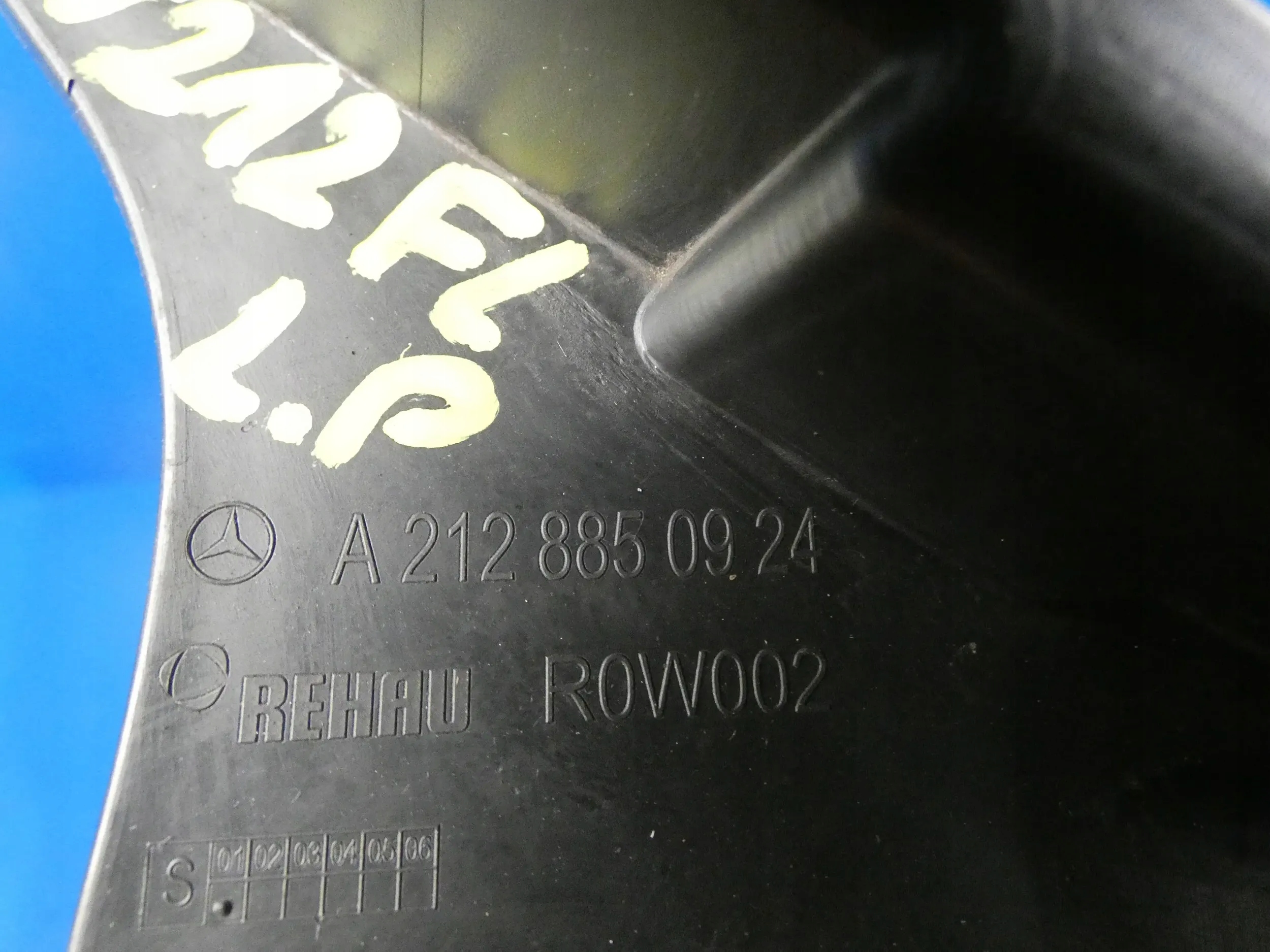 Mercedes E KLASA W212 LIFT AMG support holder of a bumper left front
