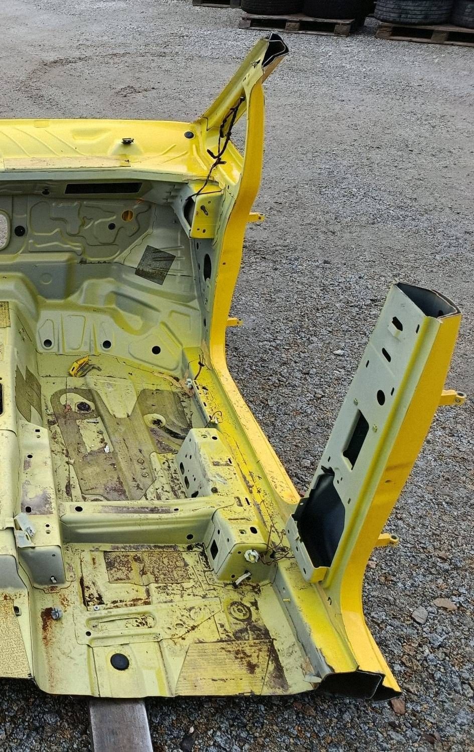 quarter bodywork front pillar right Volkswagen Touran III
