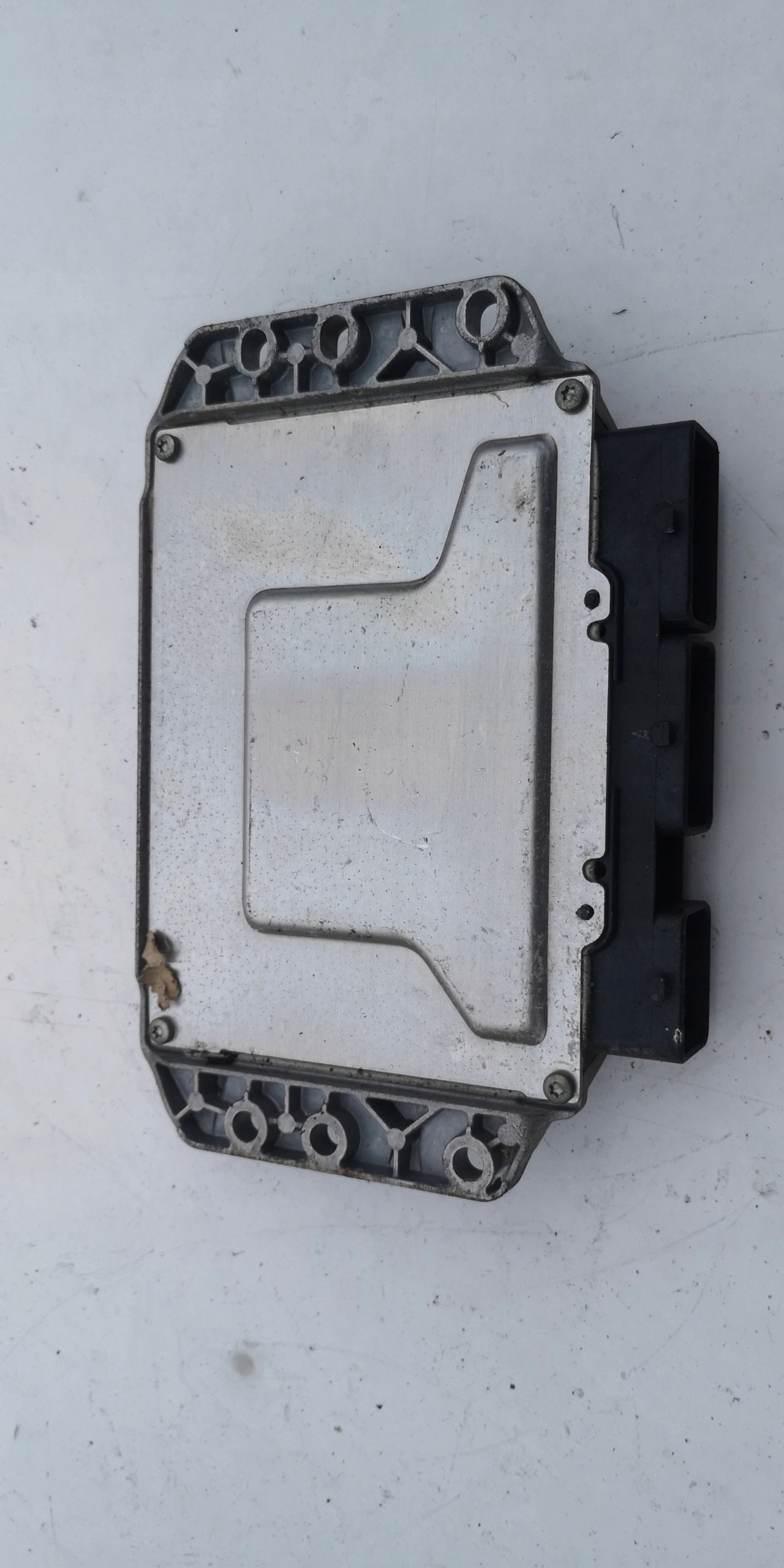 RENAULT CLIO SCENIC computer ECU 8200461733 S3000