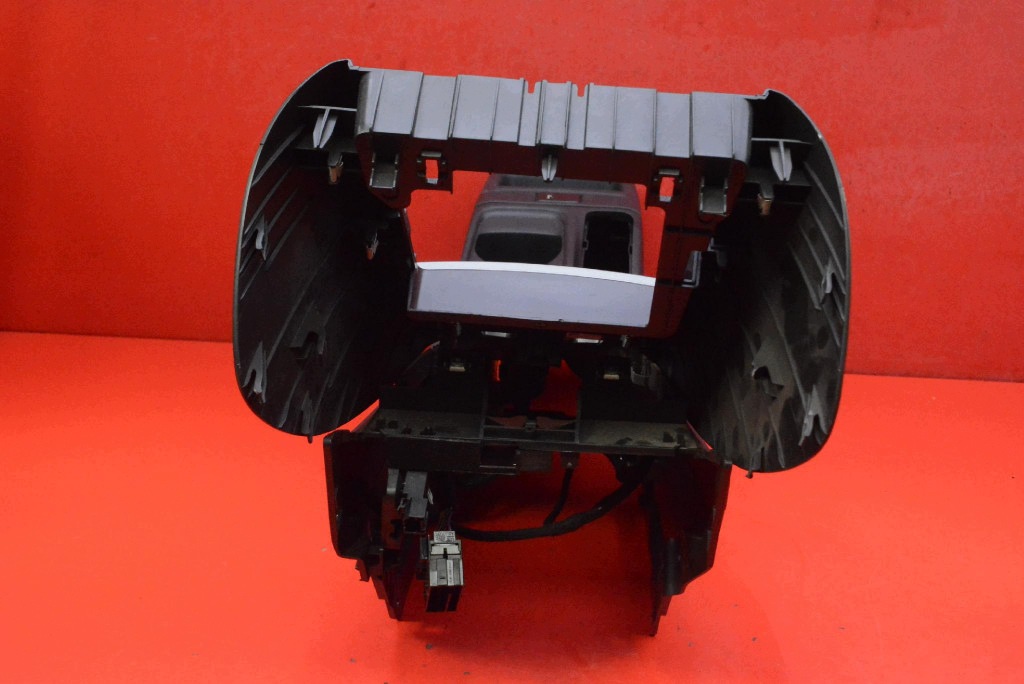 TUNEL mitte EU 39124502 OPEL ASTRA 5 V K 15-20