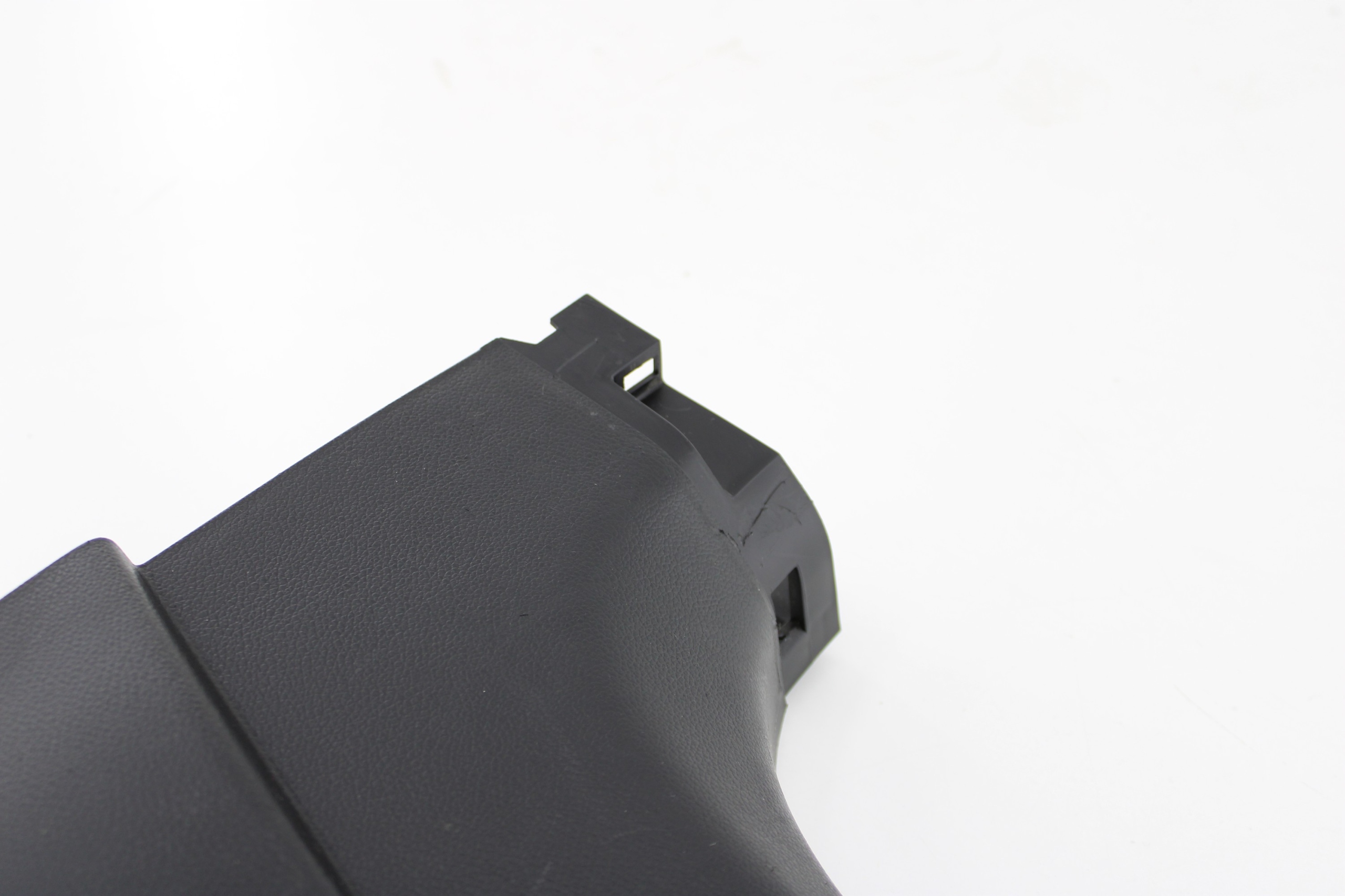 KIA SPORTAGE III 2010-2015 OSŁONA POSZYCIE SŁUPKA ŚRODKOWEGO KIEROWCY LEWA Numer katalogowy części 85836-3U000