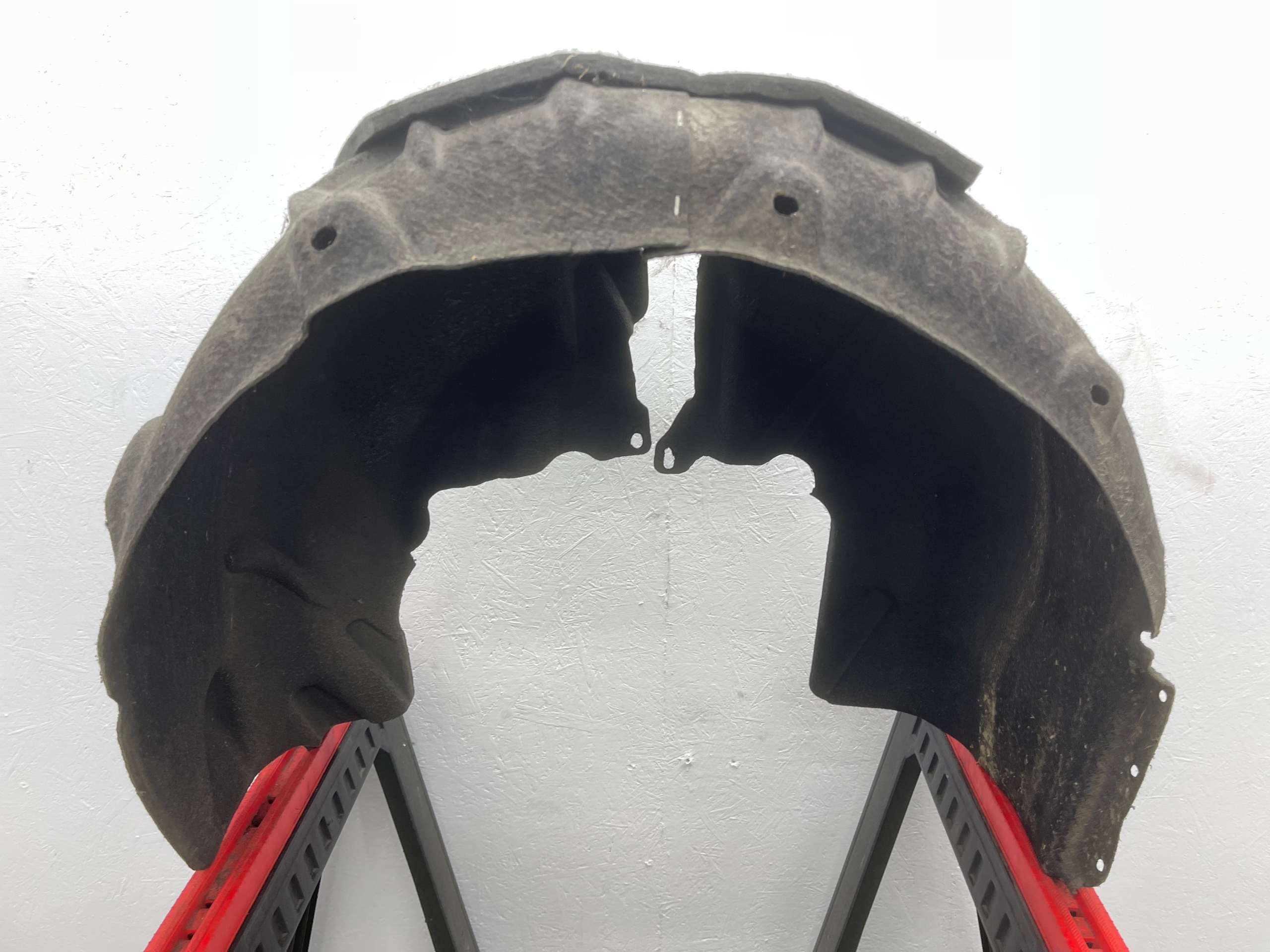 AUDI A7 4G mudguard rear. left left rear part original 4G8810171C