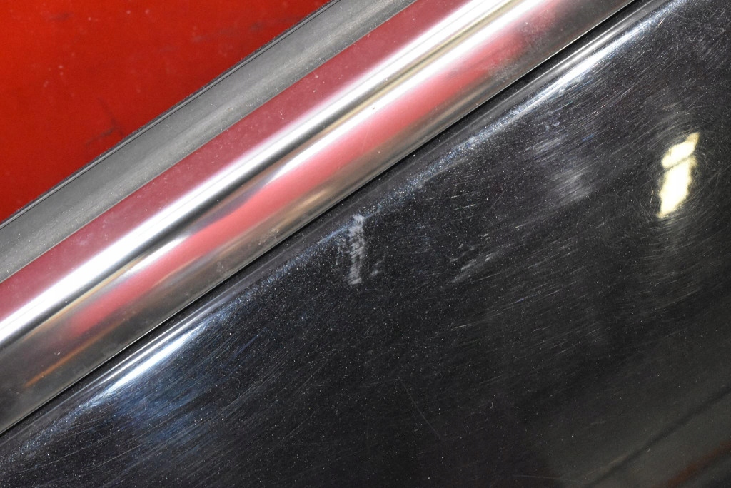 door left front front black, MERCEDES CLS C219 sedan 04-08