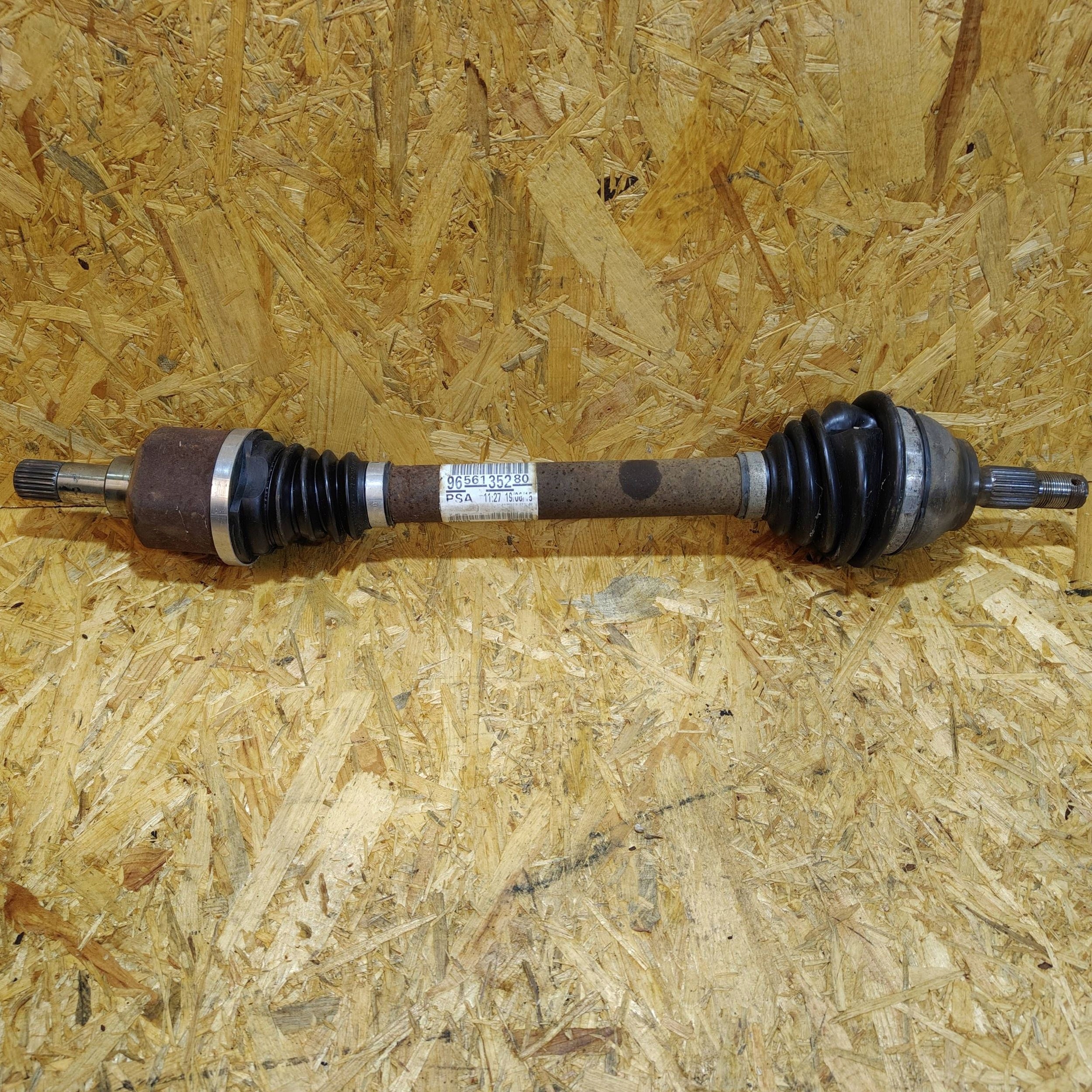 Citroen C4 II 2012 semi-axis front