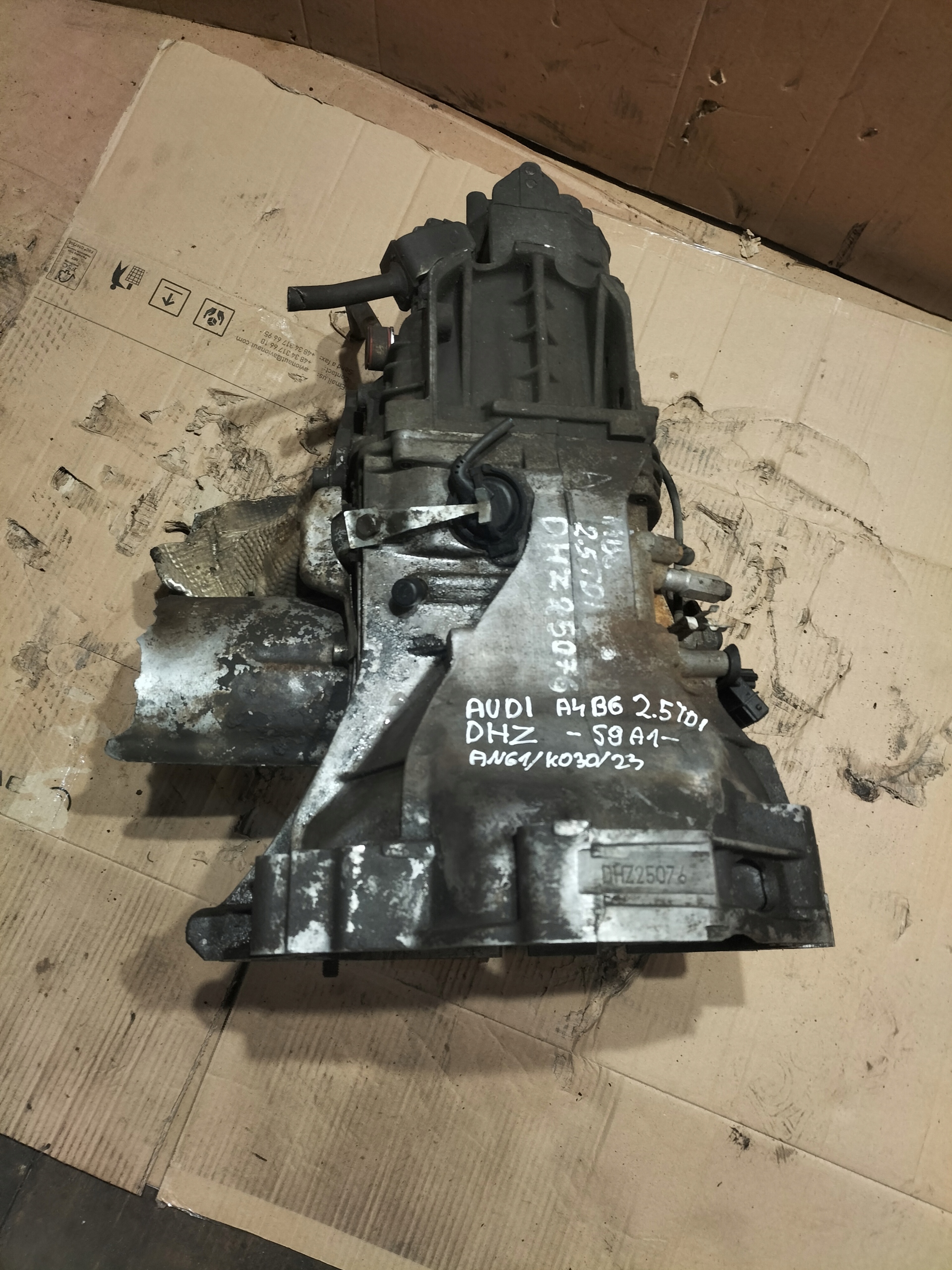 CAMBIO AUDI A4 B6 2.5 TDI DHZ 25076
