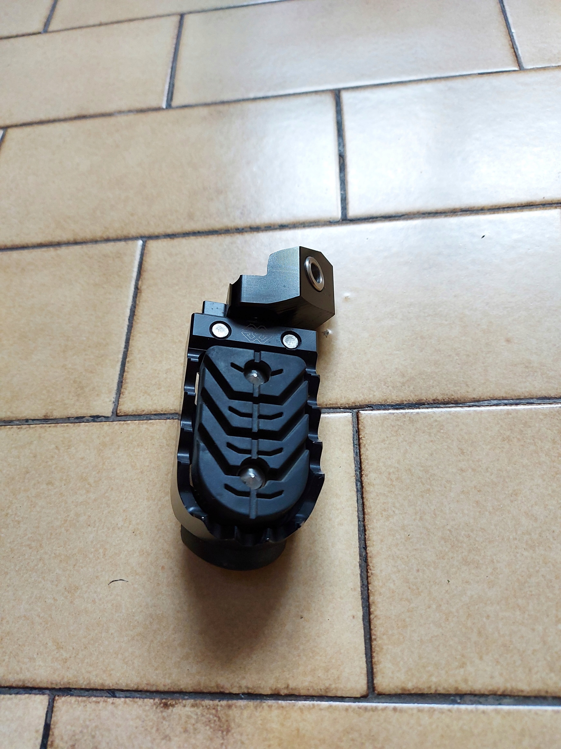 2452960 - Bmw R1200GS R1250GS F750GS F850GS подножка п