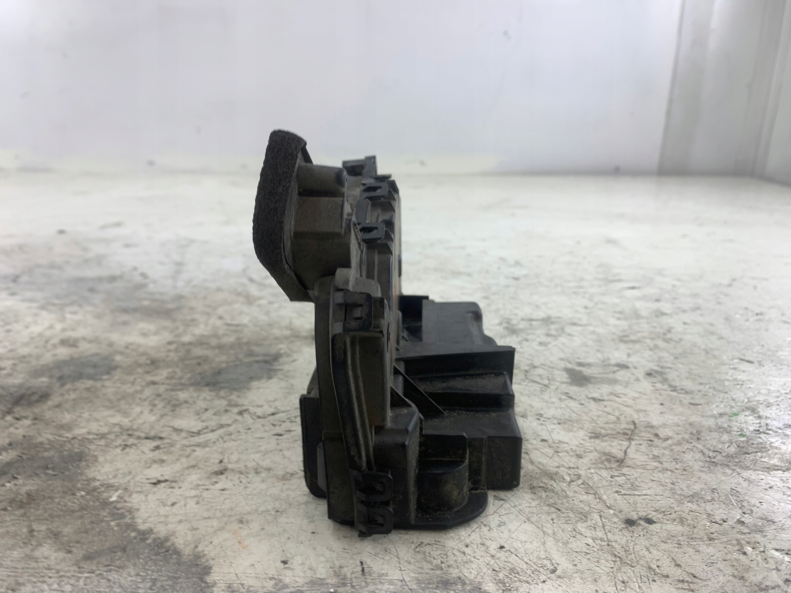 SKODA FABIA III OCTAVIA III lock door right front 5TB837016A