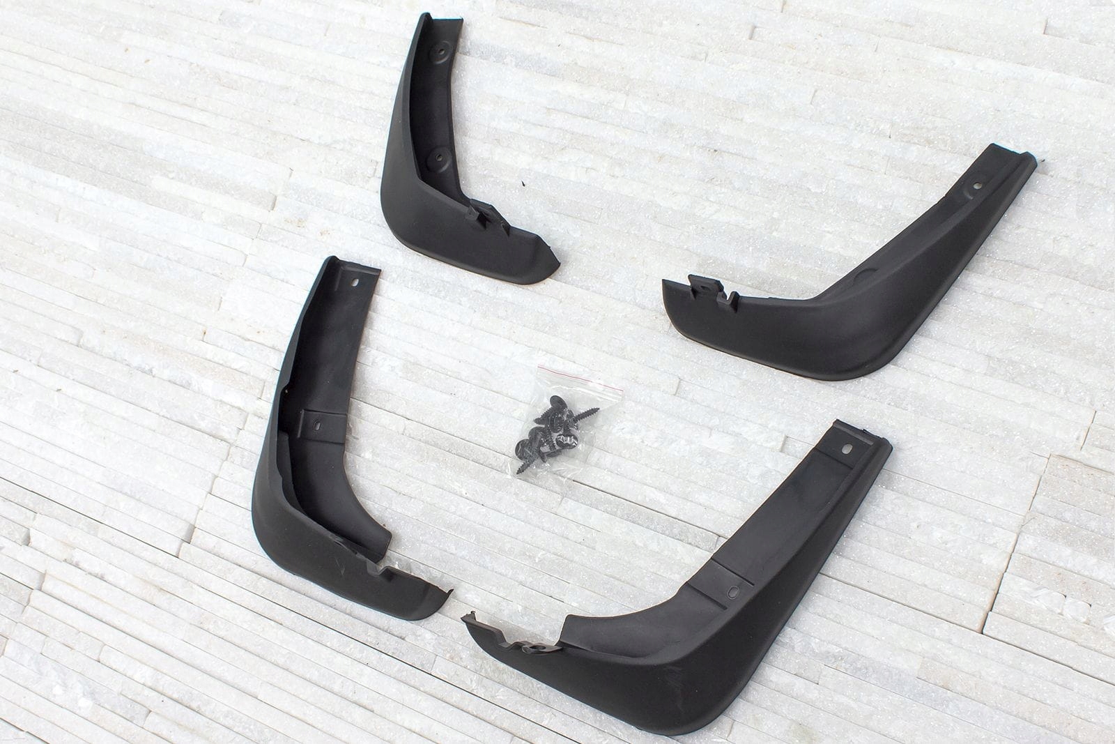 E8b454324d1fb74ea37de1e239da