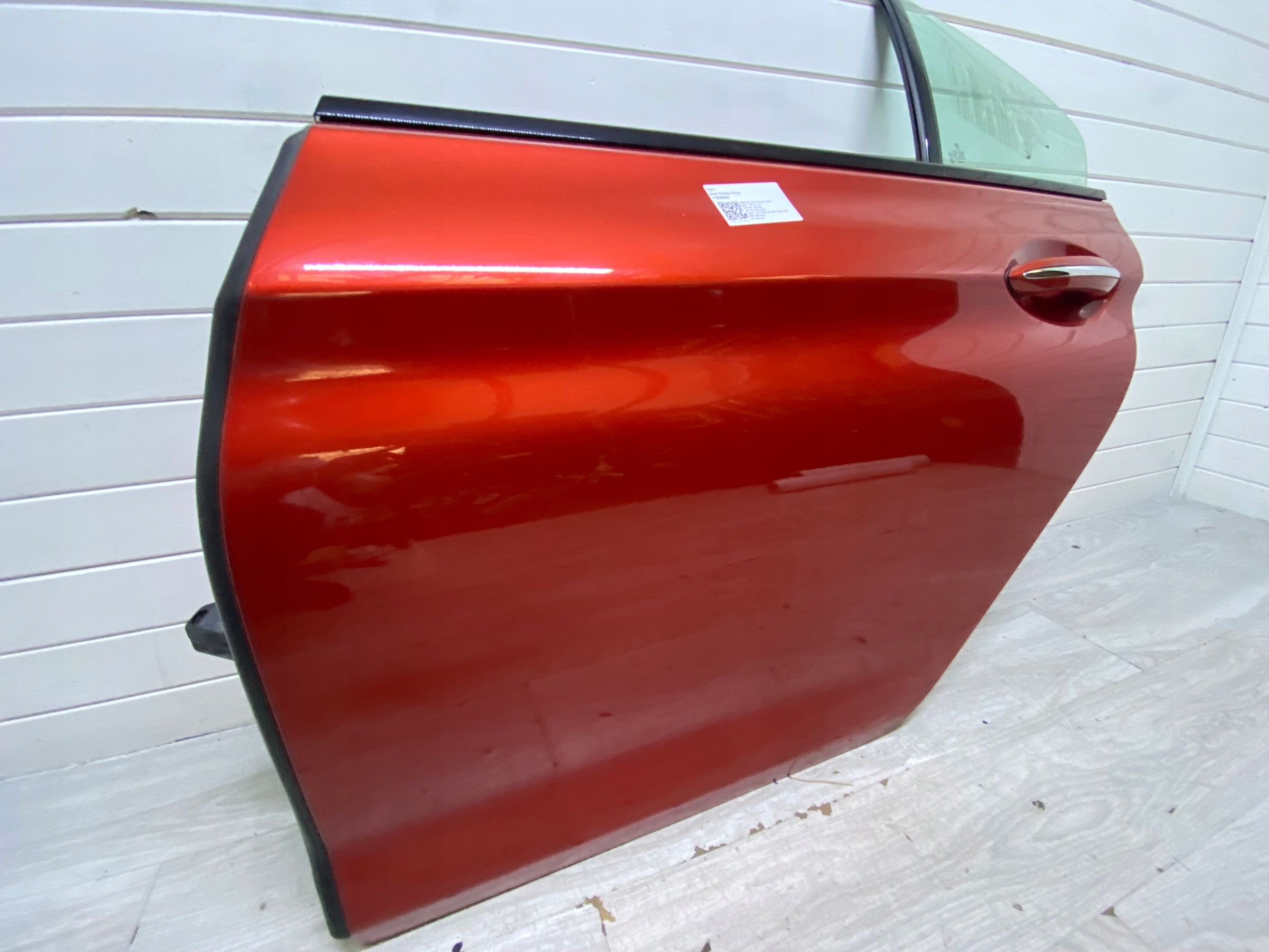 BMW 6 M6 F06 door left rear. B50