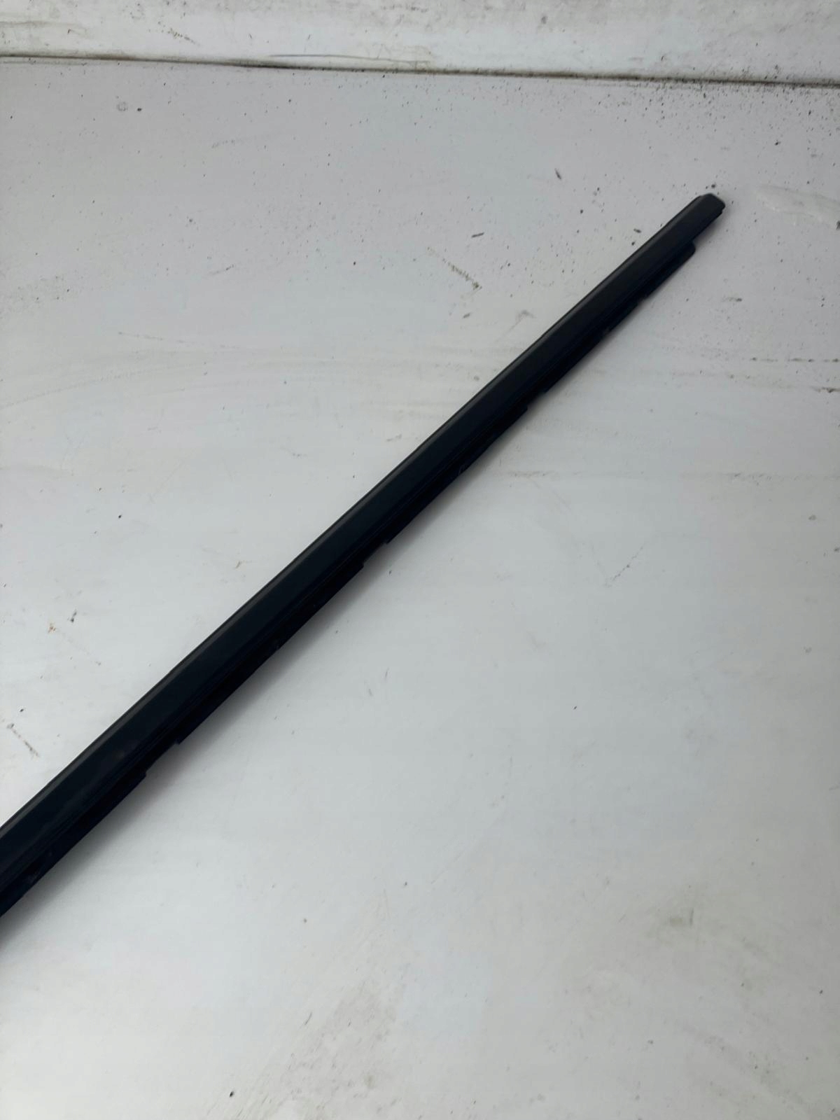 moulding dust door left front PEUGEOT 308 T9