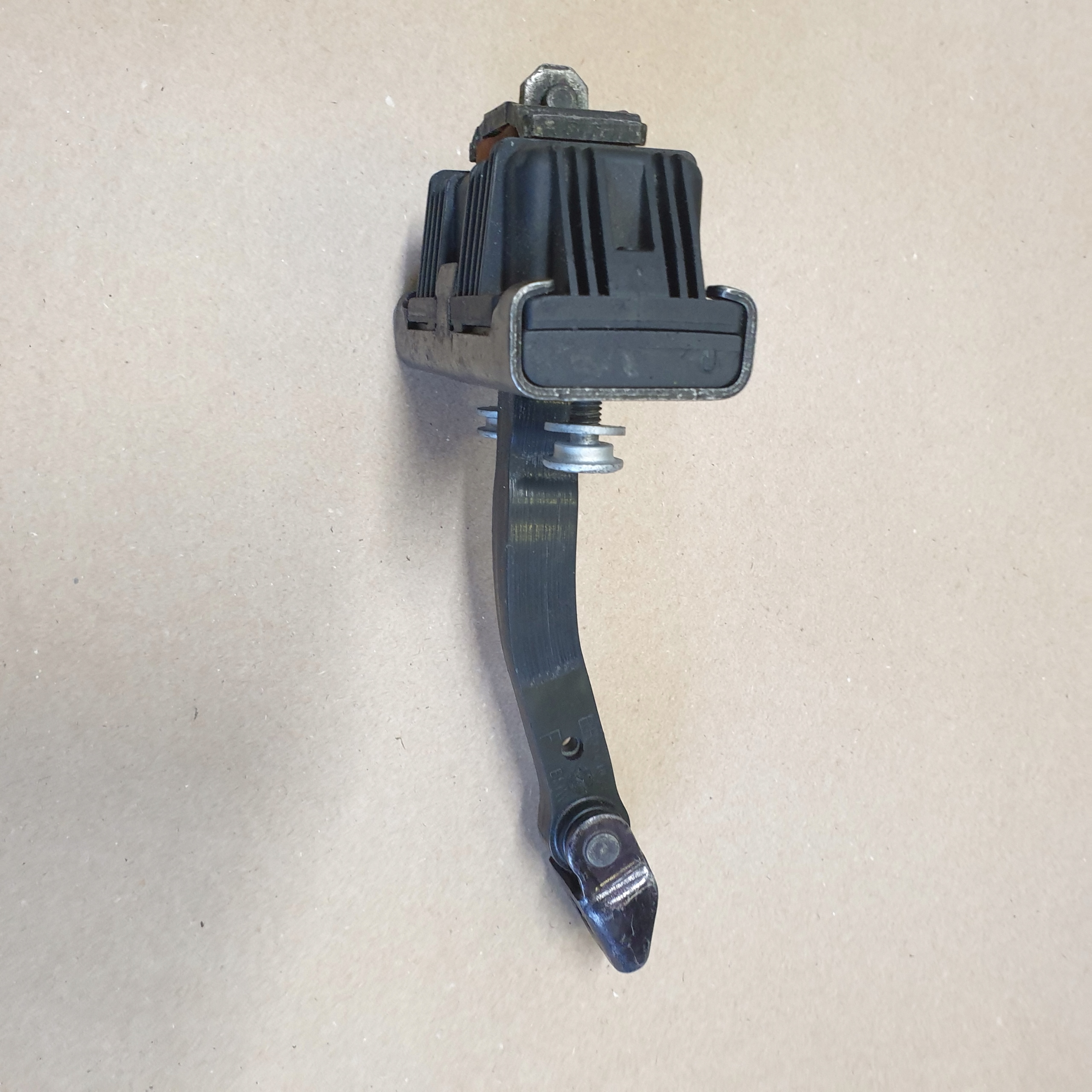 limiter door L/P front BMW X5 E70 X6 E71