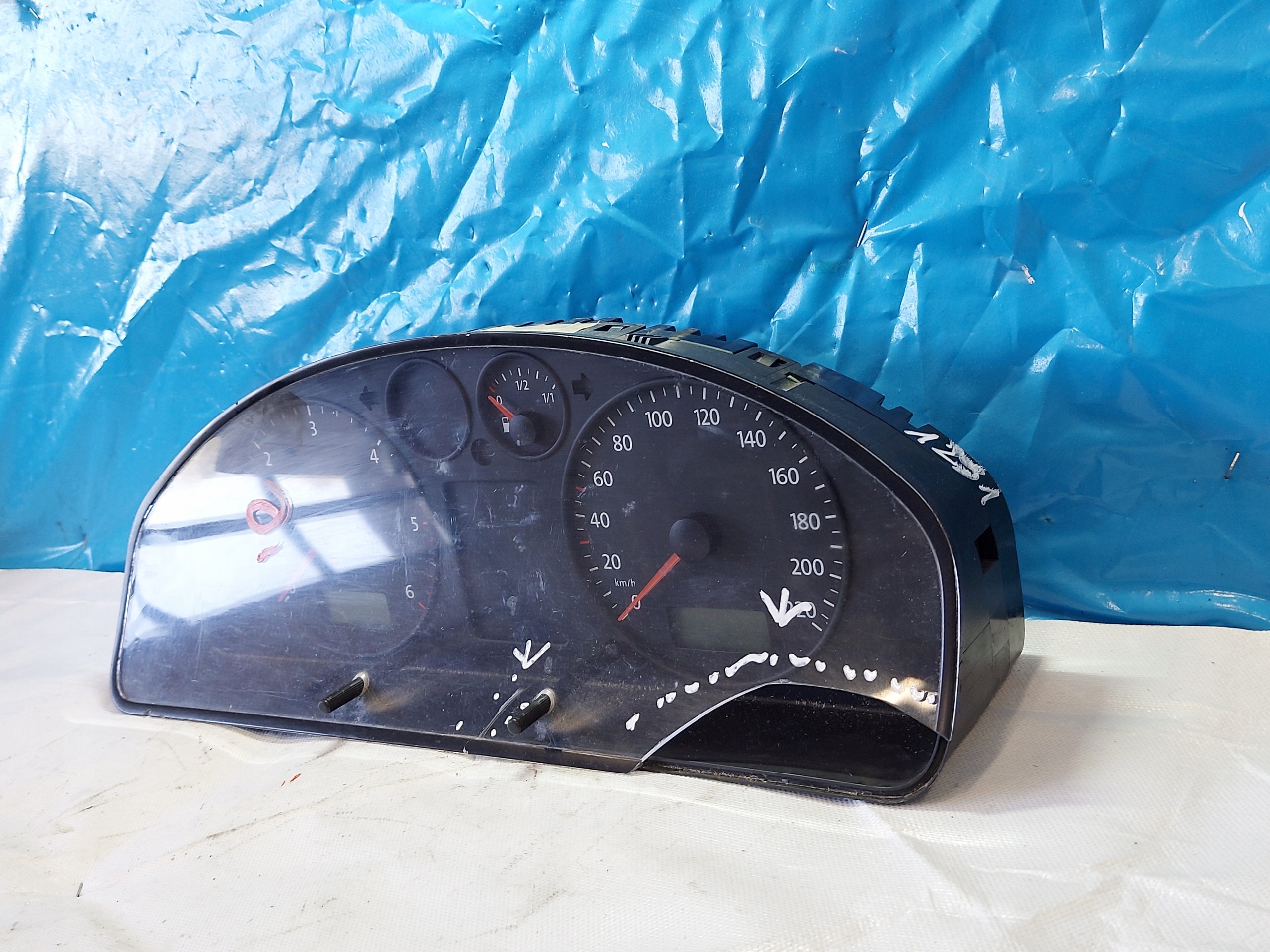 dials clock VW T5 1.9 TDI 7H0920852A