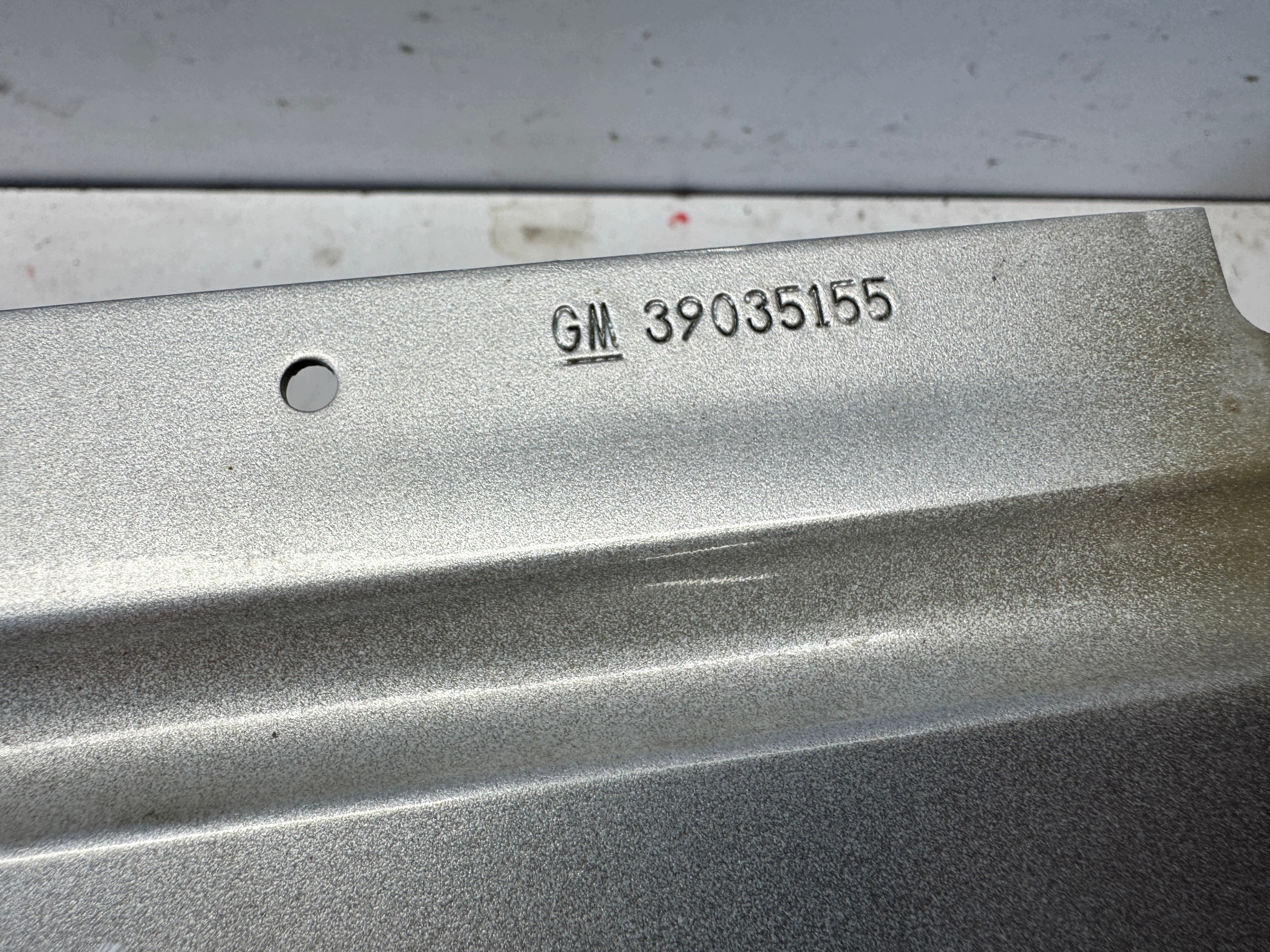OPEL ASTRA K pillar bumper support front Z176 SREBRNA