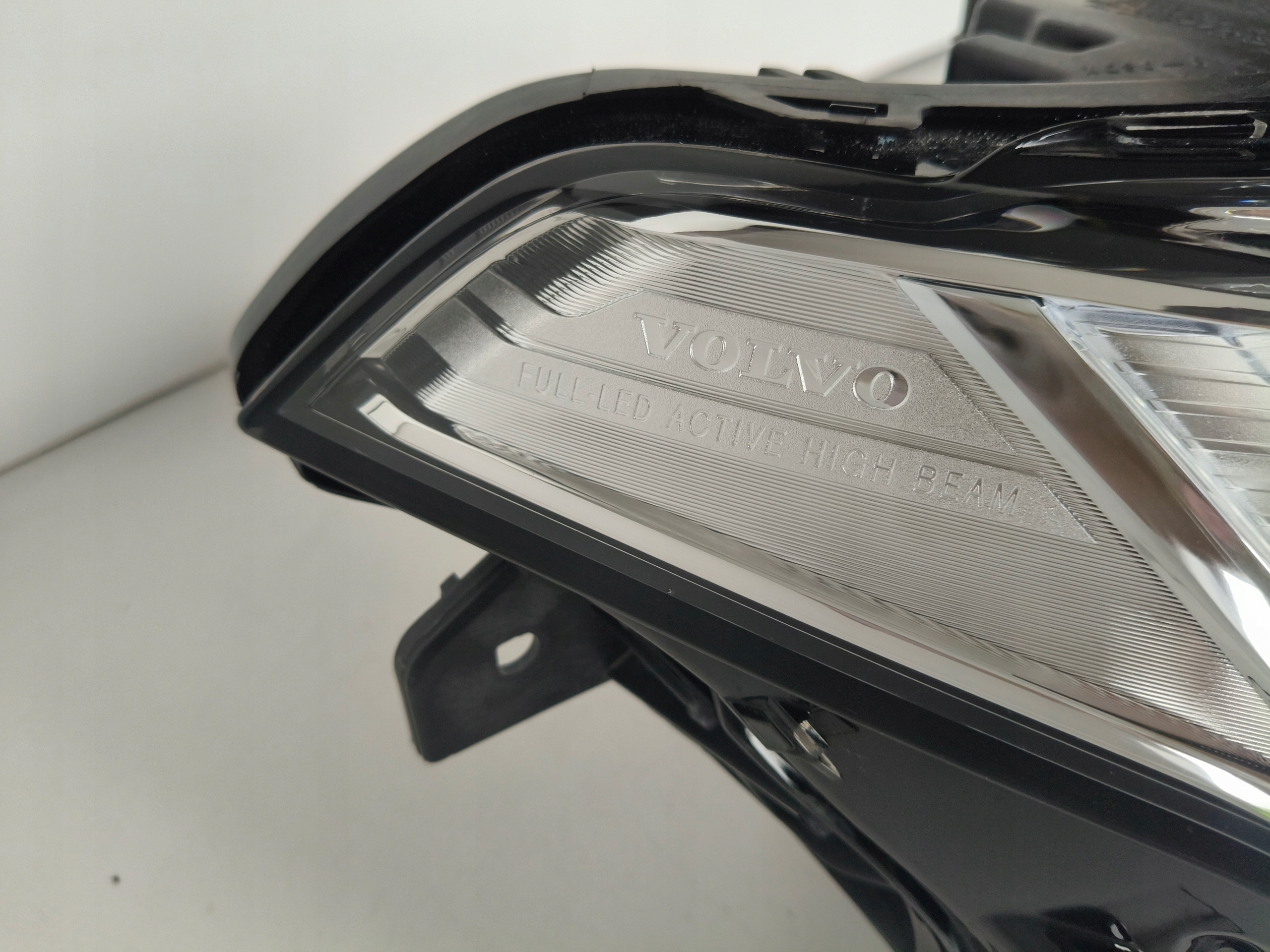 light right REFLEKTOR VOLVO XC90 II 15- FULL LED ACTIVE HIGH BEAM