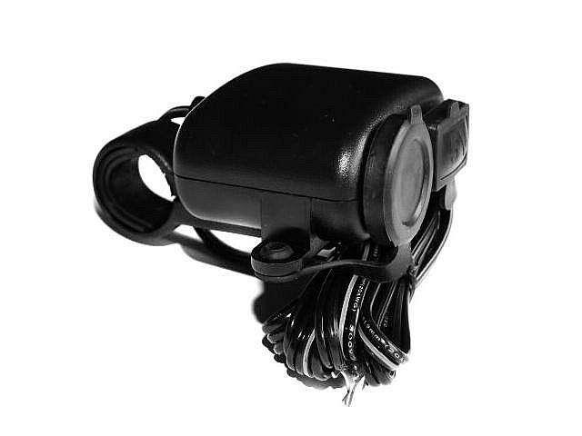 GNIAZDO ZAPALNICZKI USB ZAPALNICZKA NA KIEROWNICE EAN 9205013559755