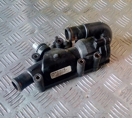 FORD FIESTA MK5 MK6 KA 1.3 8V OBUDOWA TERMOSTATU