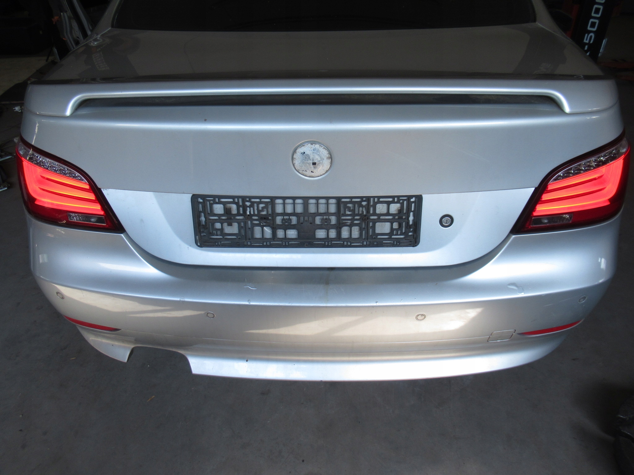 спойлер спойл на крышке багажника BMW 5 e60 m M5