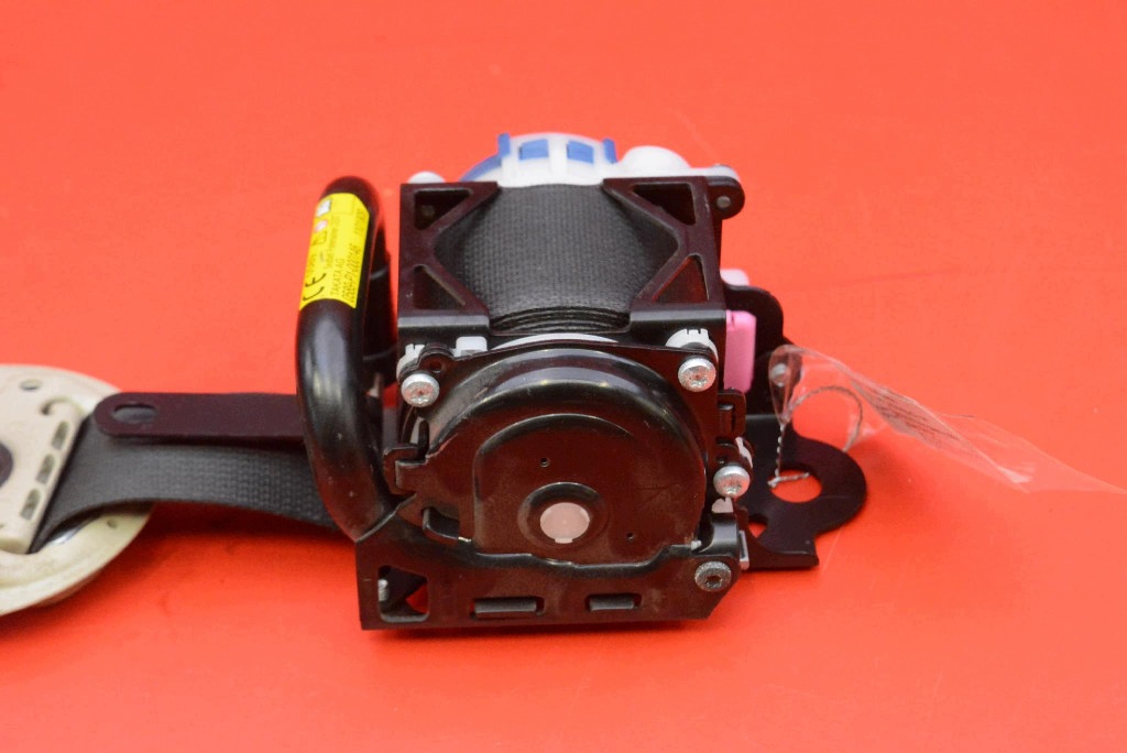 seat belt left front TK-AH2-EN305 MITSUBISHI OUTLANDER 3 III 12-14