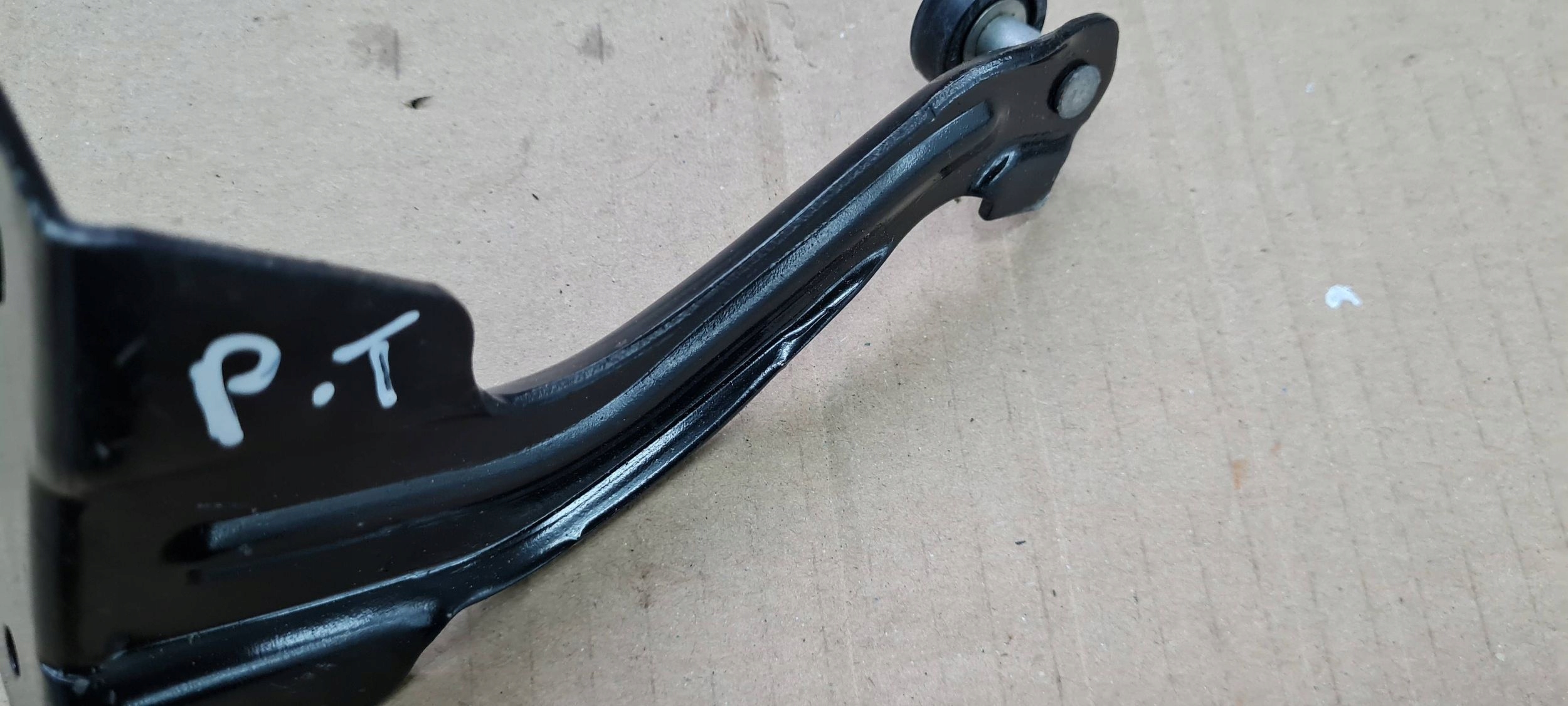 Chrysler Pacifica 2022 roll PROWADNICA door TYLNYCH right PRAWYCH subframe