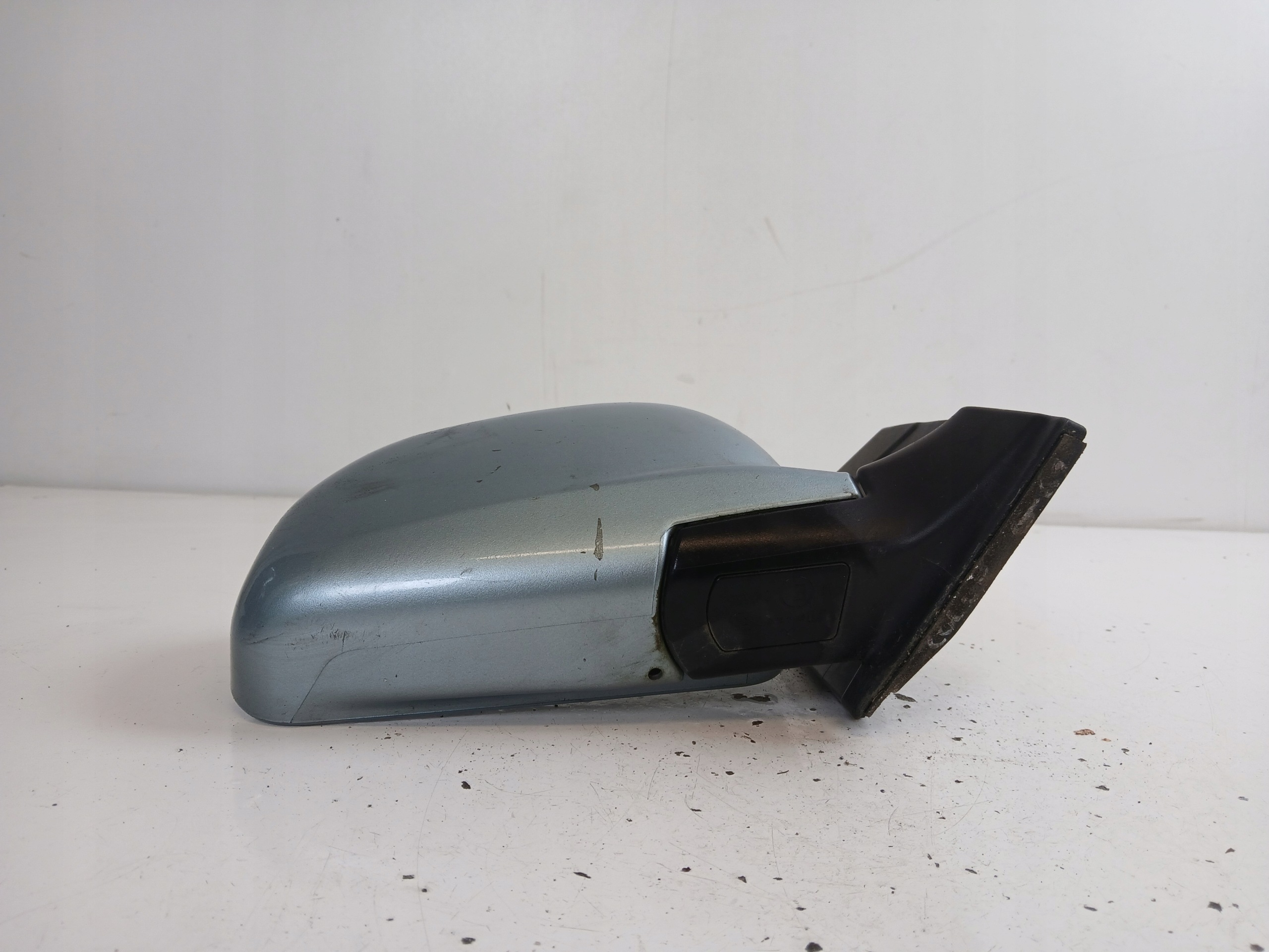 MITSUBISHI SPACE STAR and LIFT mirror right G61