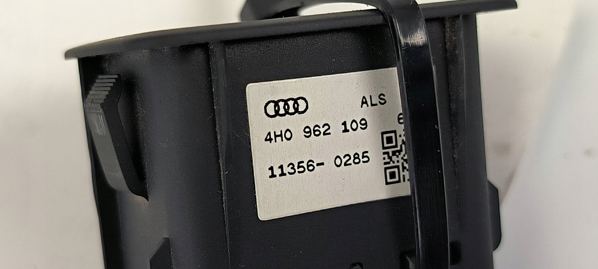 button ALARMU 4H0962109 AUDI A6 C7