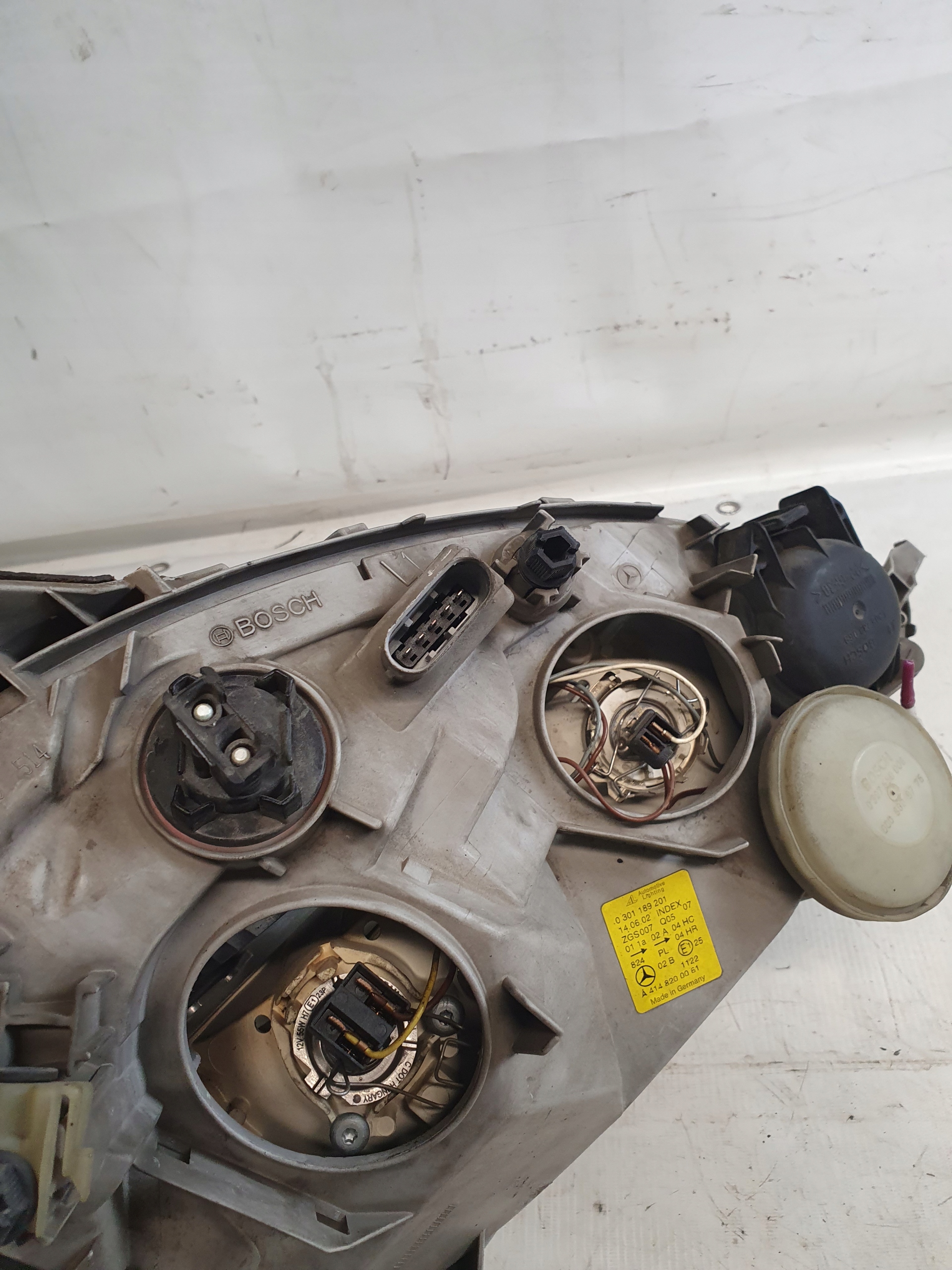 light left front MERCEDES VANEO W414 01-05r.