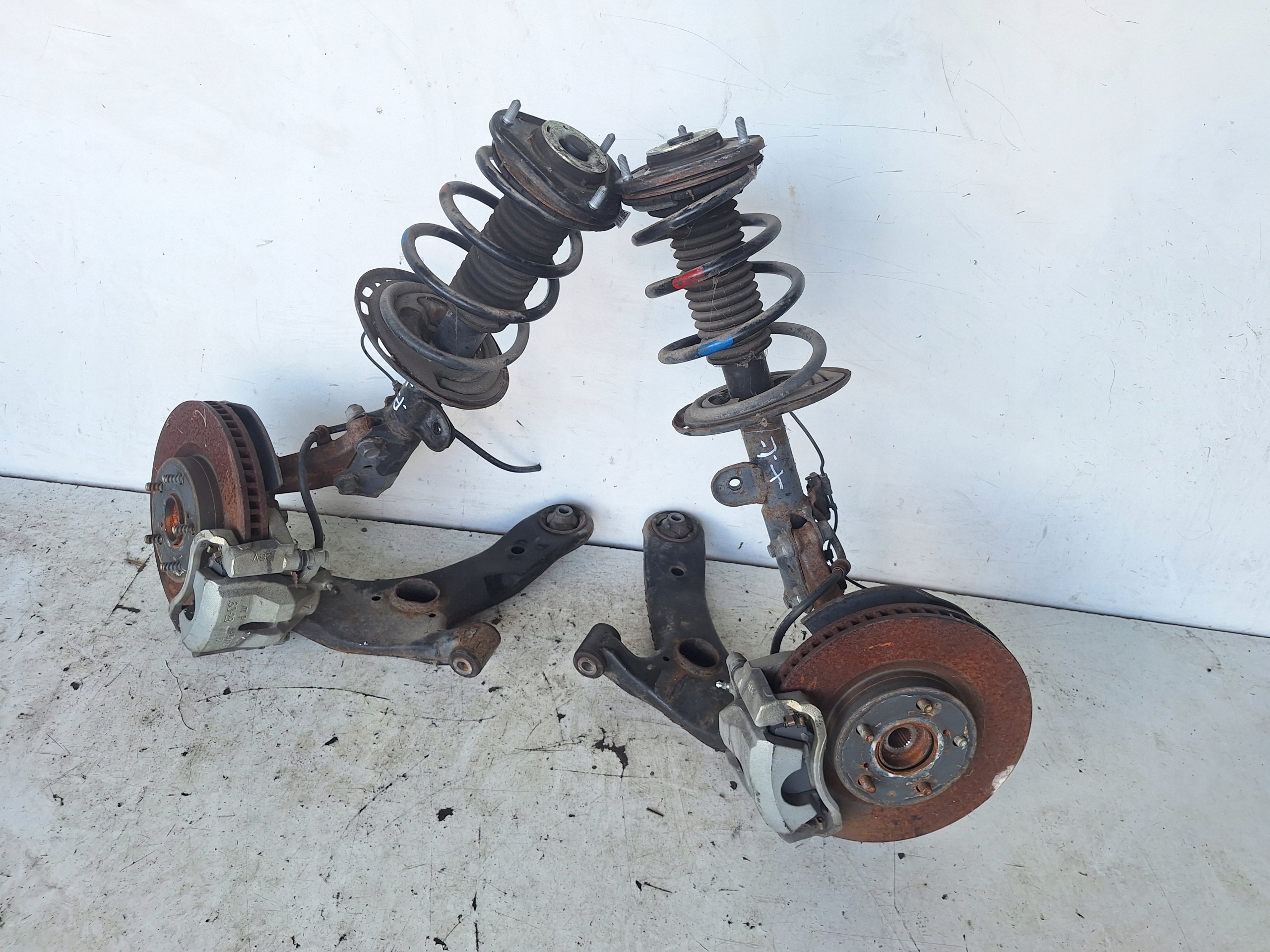 TOYOTA PRIUS + PRIUS plus 12-15 MACPHERSON swing right HYBRID