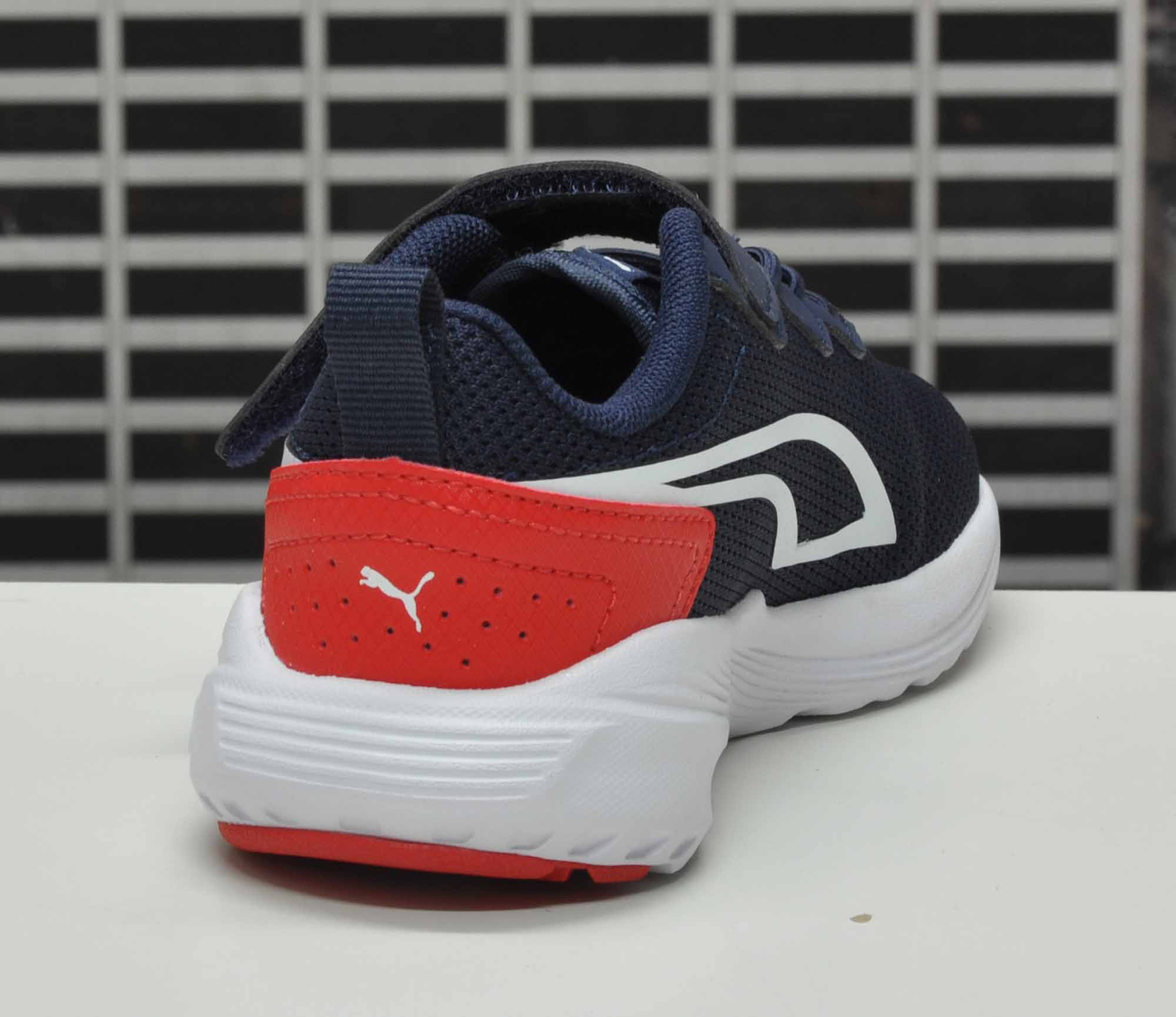 PUMA 387388 07 ALL-DAY ACTIVE R.26 Bohater brak