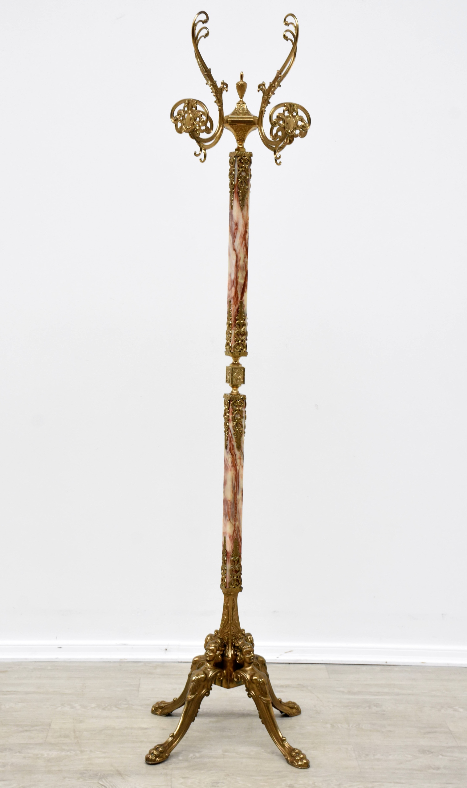 STYLOWY MOSIĘŻNO - ONYKSOWY WIESZAK STOJĄCY h: 173cm