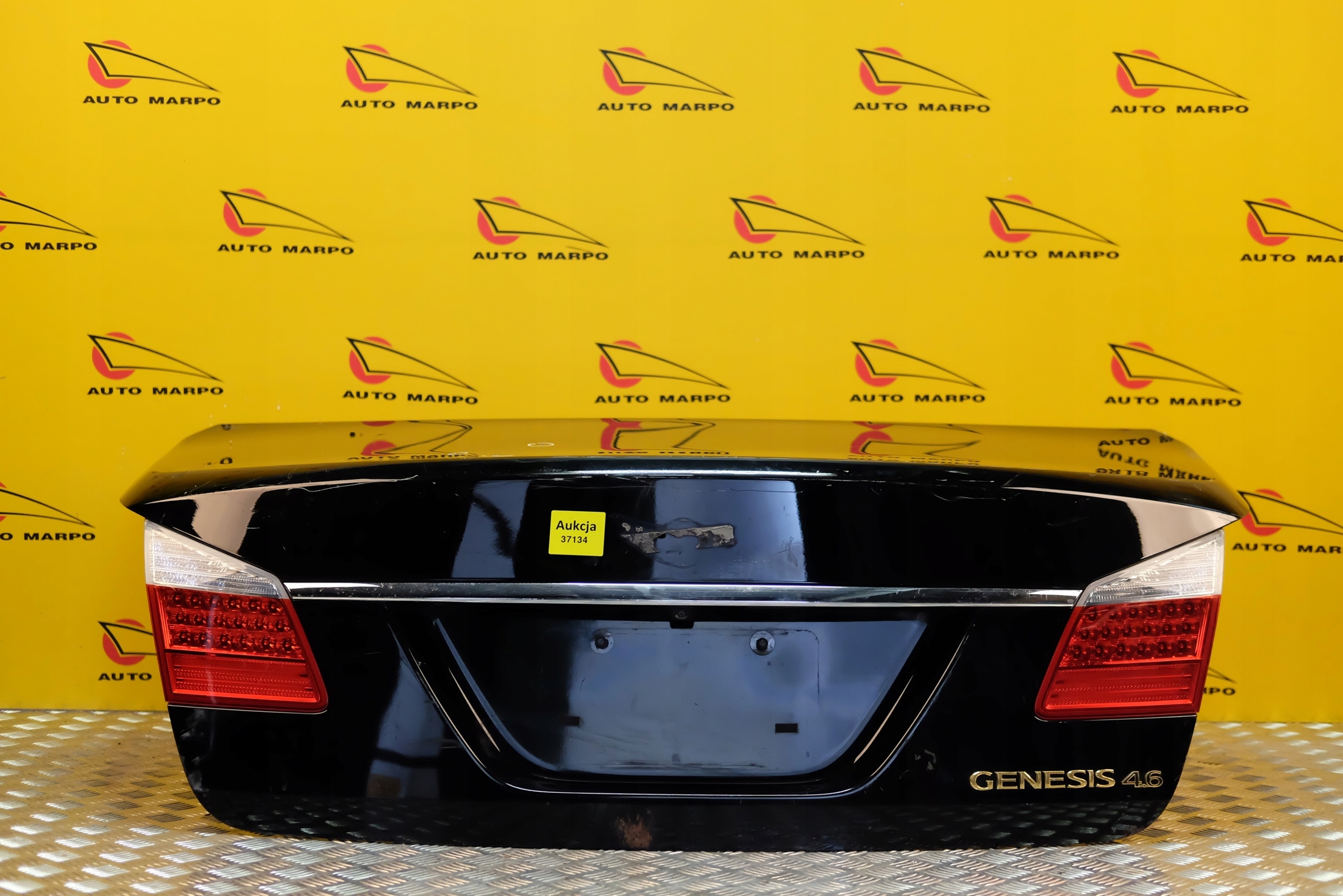 HYUNDAI GENESIS SEDAN 2008- KLAPA TYLNA TYŁ LAMPA Numer katalogowy części GENESIS2008-KLAPATYŁ