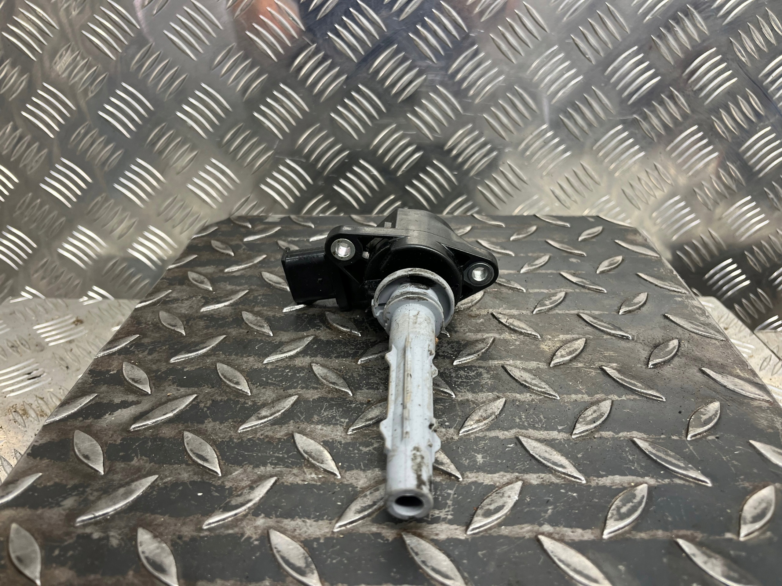 coil ignition MERCEDES-BENZ R KLASA W251 GN10235