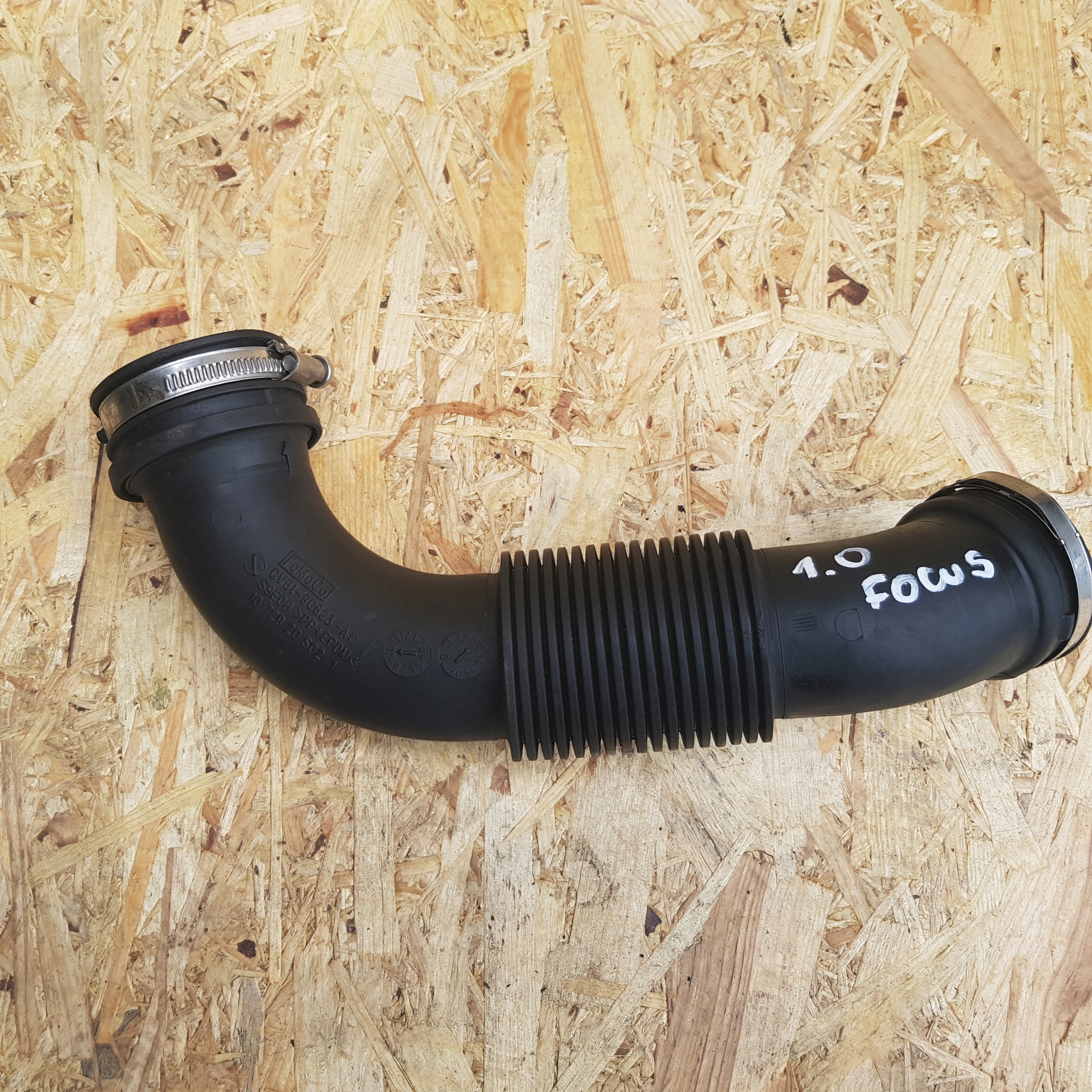 FORD FOCUS MK3 1.0 ECOBOOST pipe air