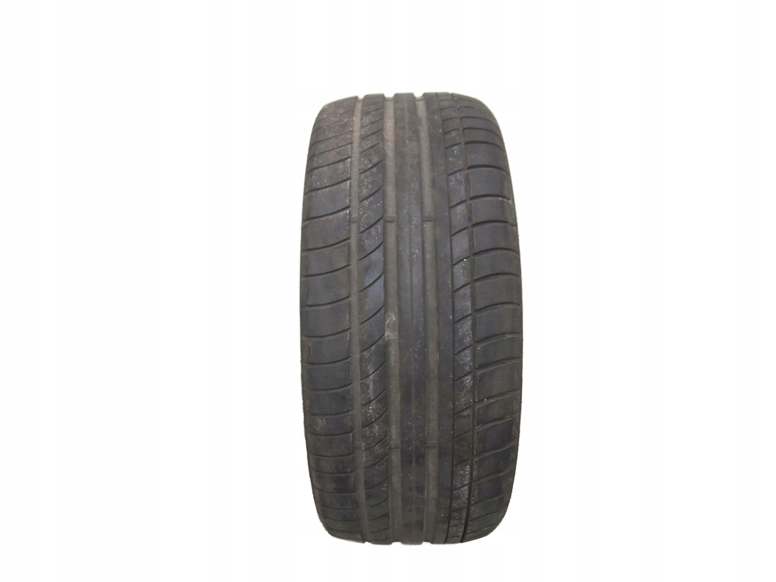 AVON tyre AVON ZZ5 225/40/18 5.37MM 2017R