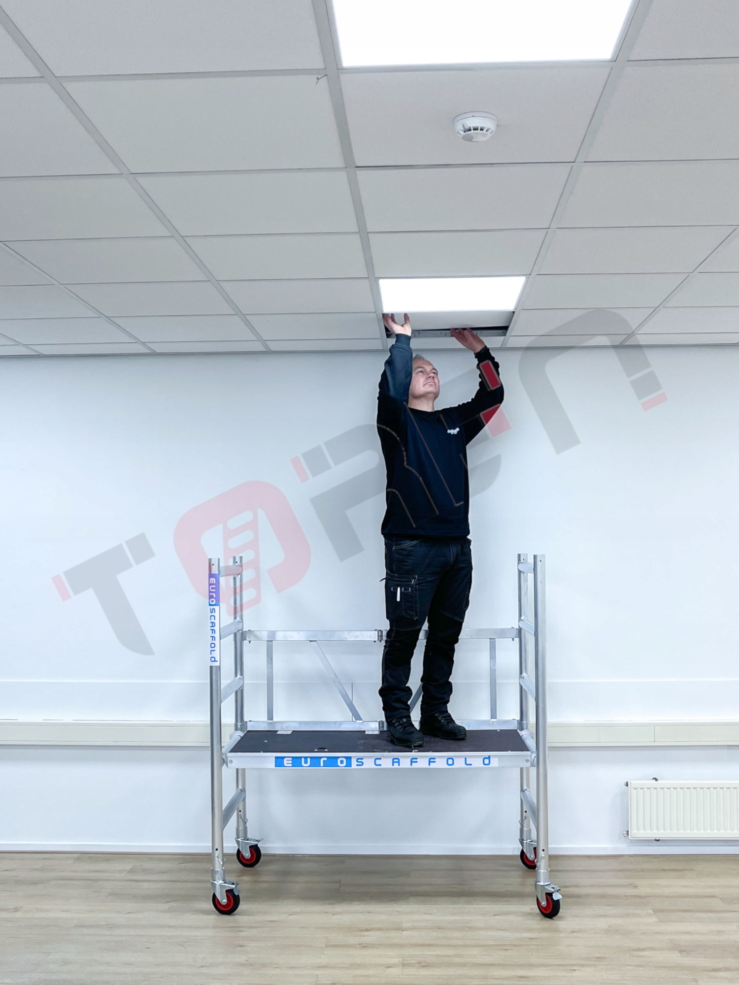 Rusztowanie Przegubowe Aluminiowe EUROSCAFFOLD Compact WYS.3M PROFESJONALNE Rodzaj przejezdne