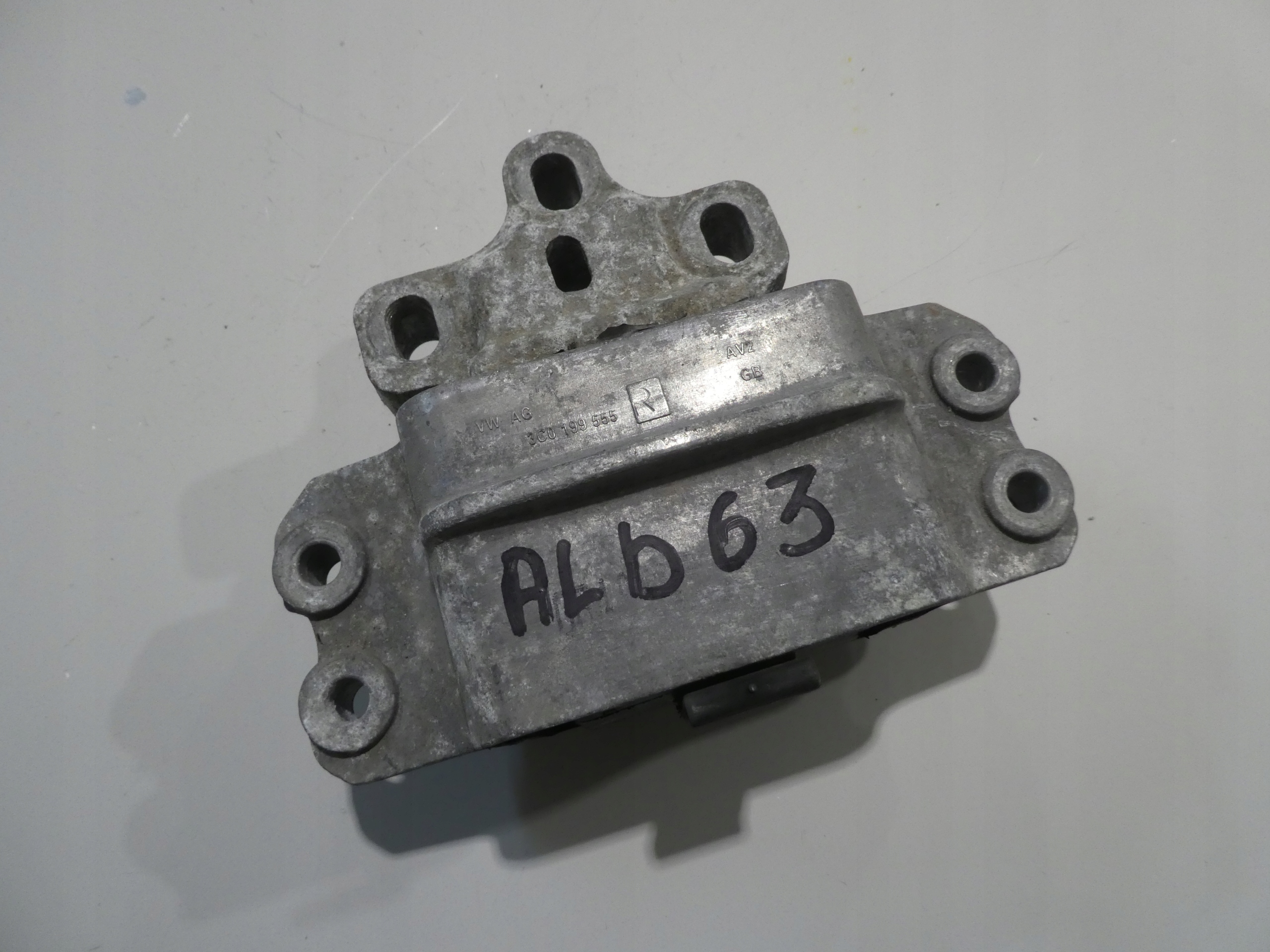 holder gearbox mounting 3C0199555R AUDI VW SEAT