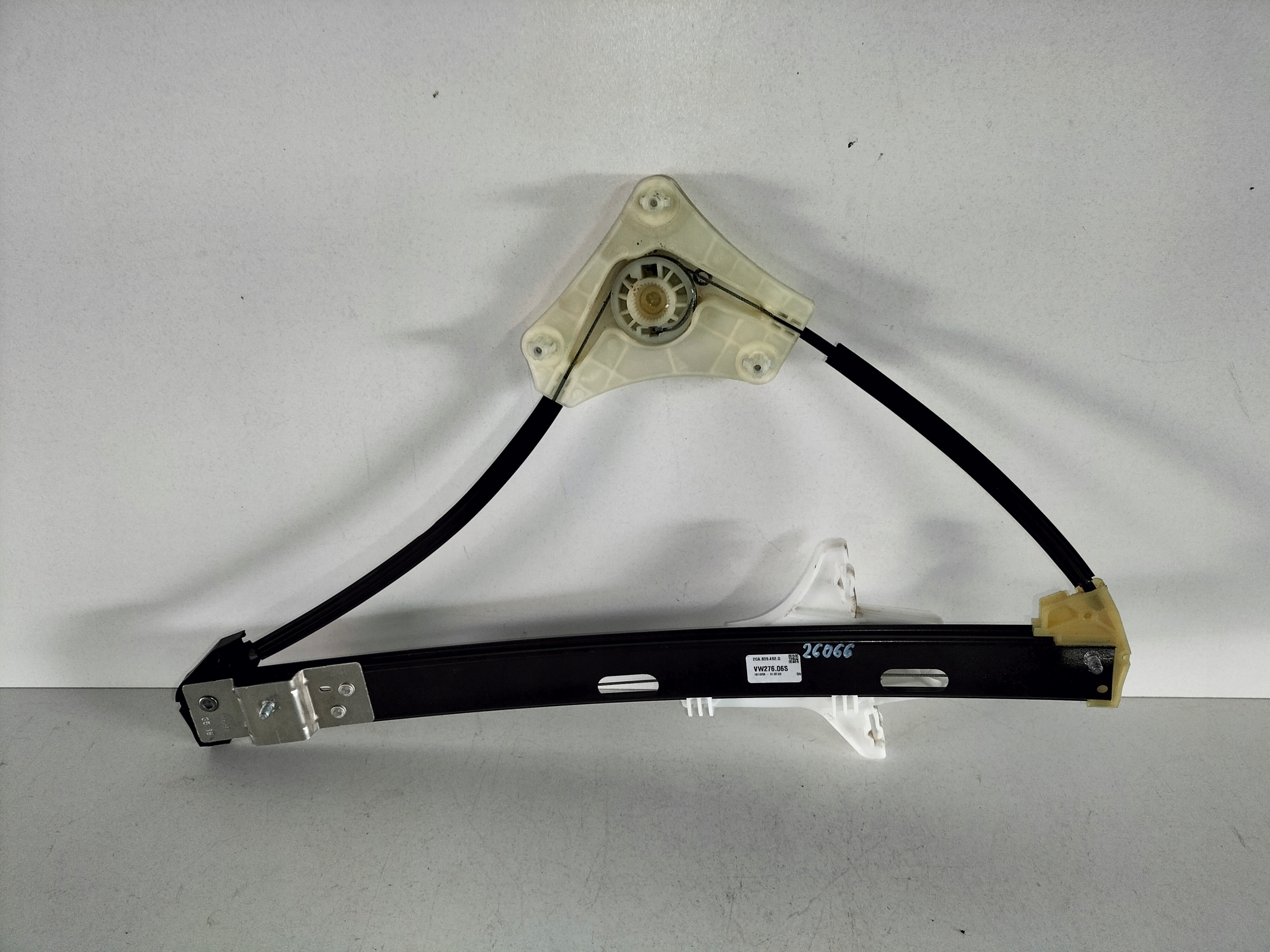 window regulator rear part right VW T-ROC 17