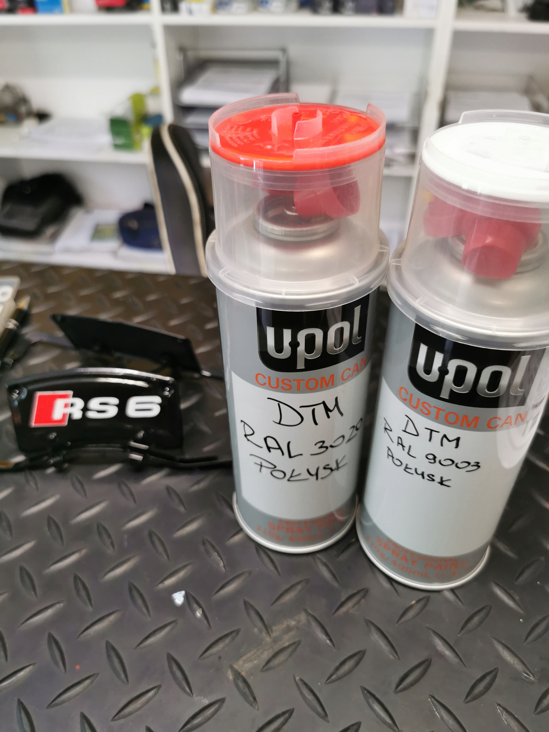 MOCNY SPRAY DO FELG POLIURETAN DTM WHEEL SPRAY Producent Inny