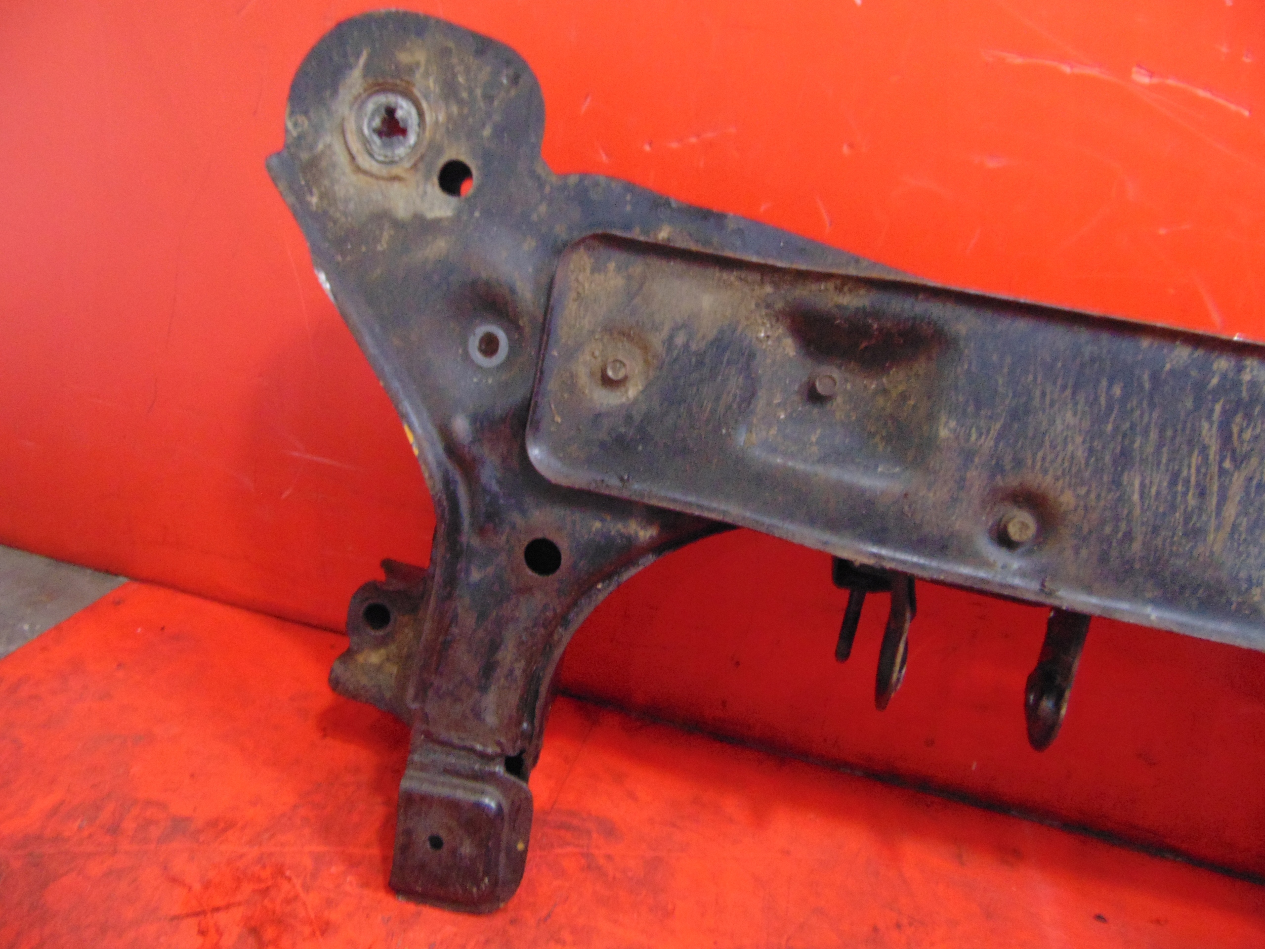 Chevrolet Lacetti J200 1.4 B axle beam subframe axle beam TRAWERS front